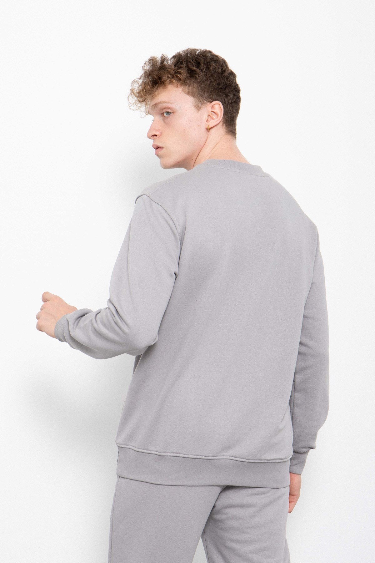 Erkek Regular Basic Şardonsuz Sweatshirt Açık Gri-3
