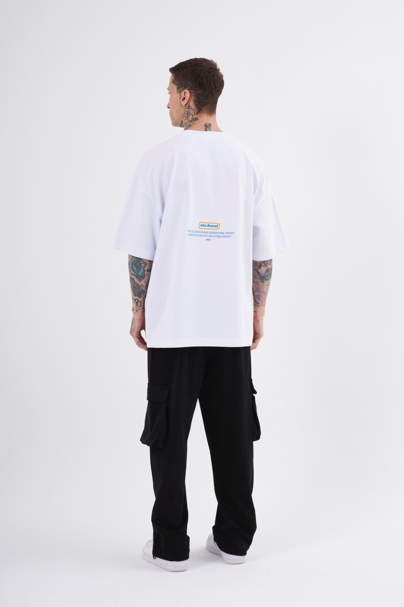 Erkek Minimal Textured Baskılı Tişört Beyaz