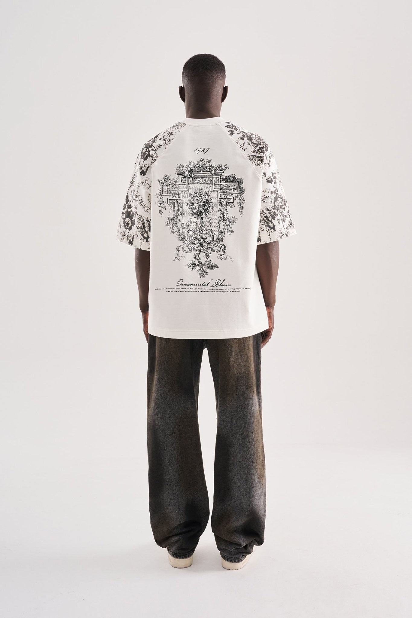Erkek Flower Printed Oversize Tişört Ekru