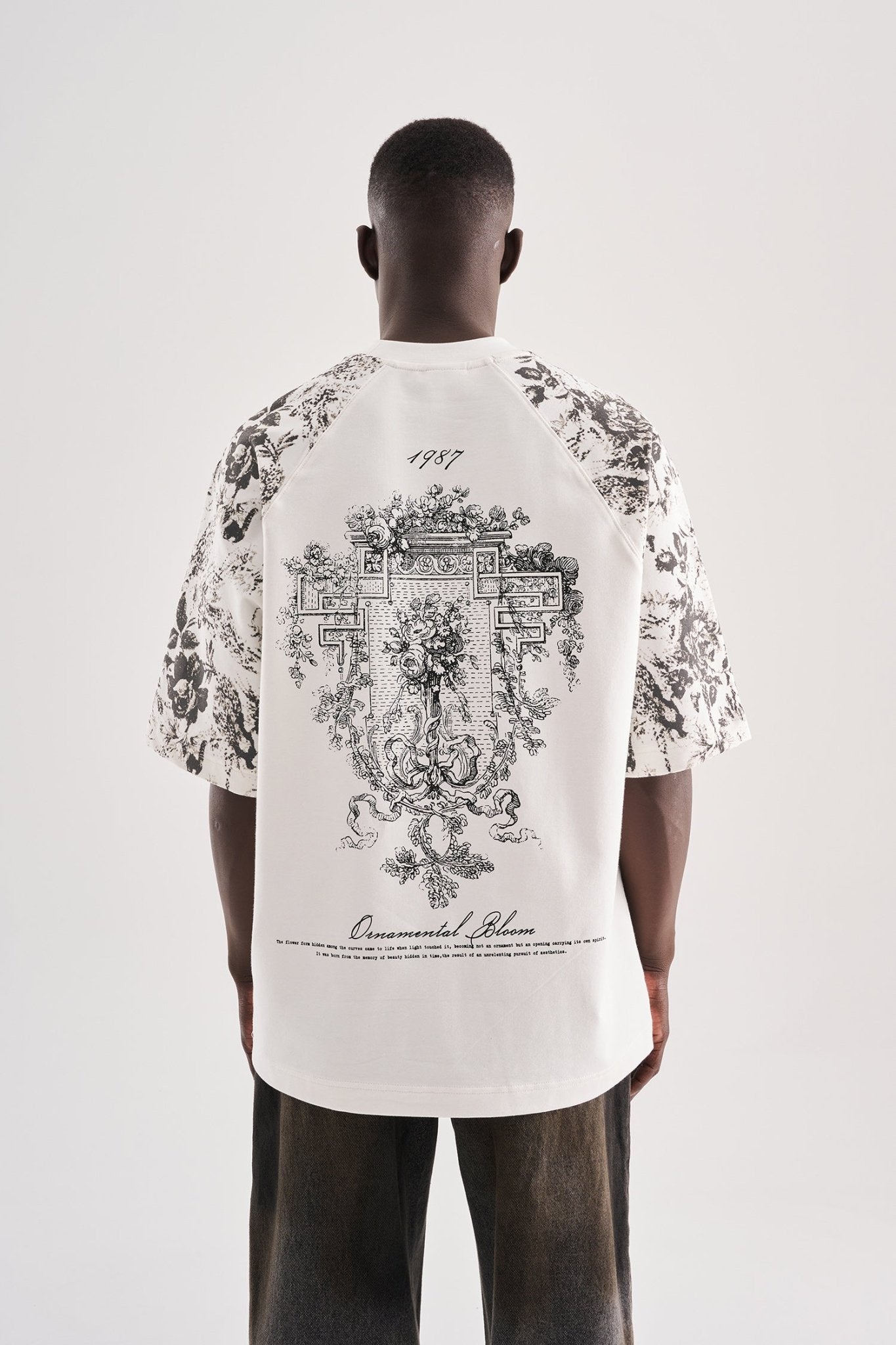 Erkek Flower Printed Oversize Tişört Ekru