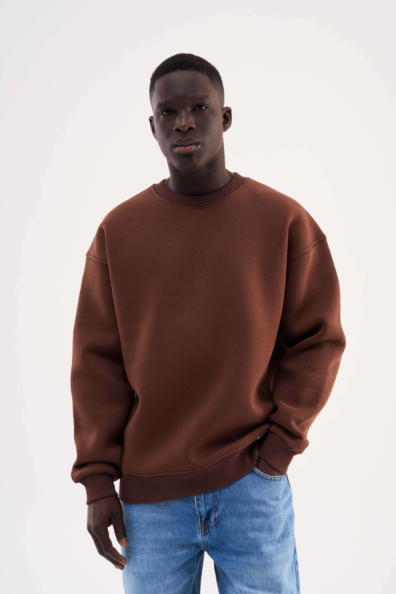 Erkek Basic Bisiklet Yaka Oversize Sweatshirt Koyu Kahverengi