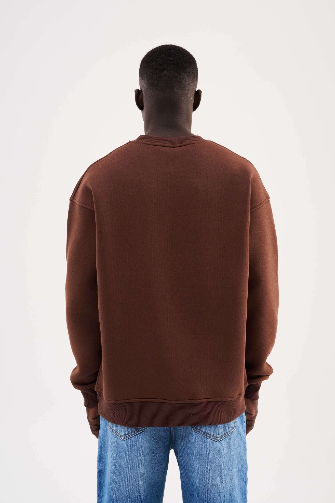 Erkek Basic Bisiklet Yaka Oversize Sweatshirt Koyu Kahverengi