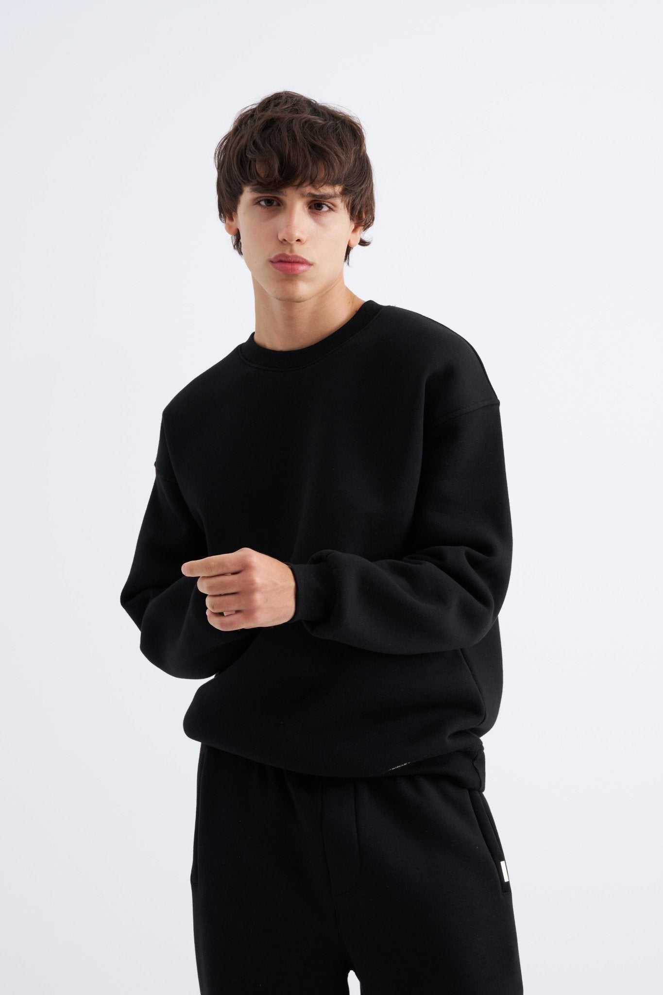 Erkek Basic Bisiklet Yaka Oversize Sweatshirt Siyah