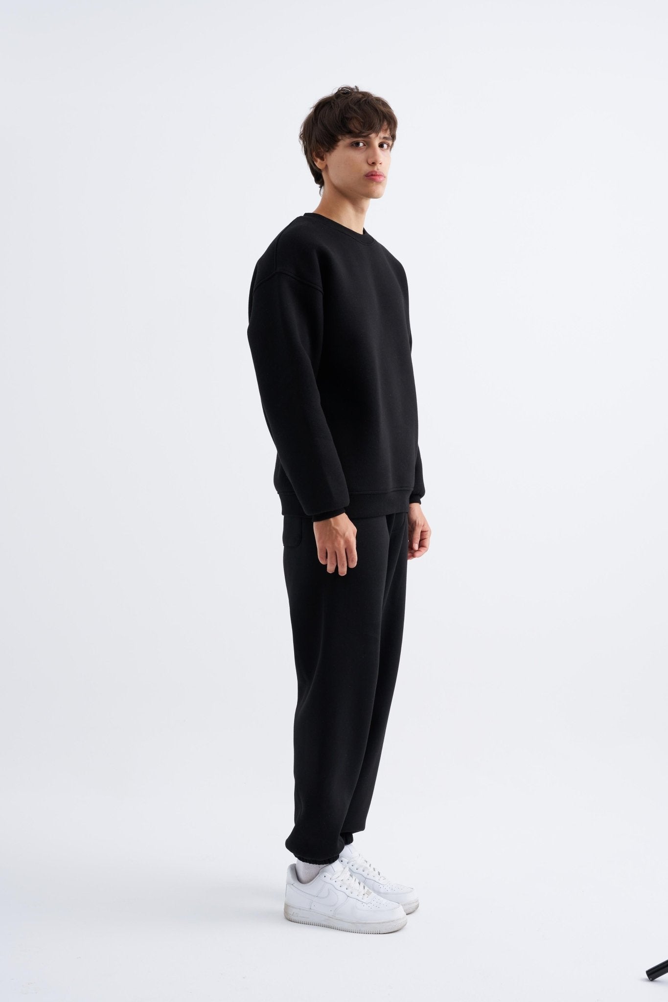 Erkek Basic Bisiklet Yaka Oversize Sweatshirt Siyah