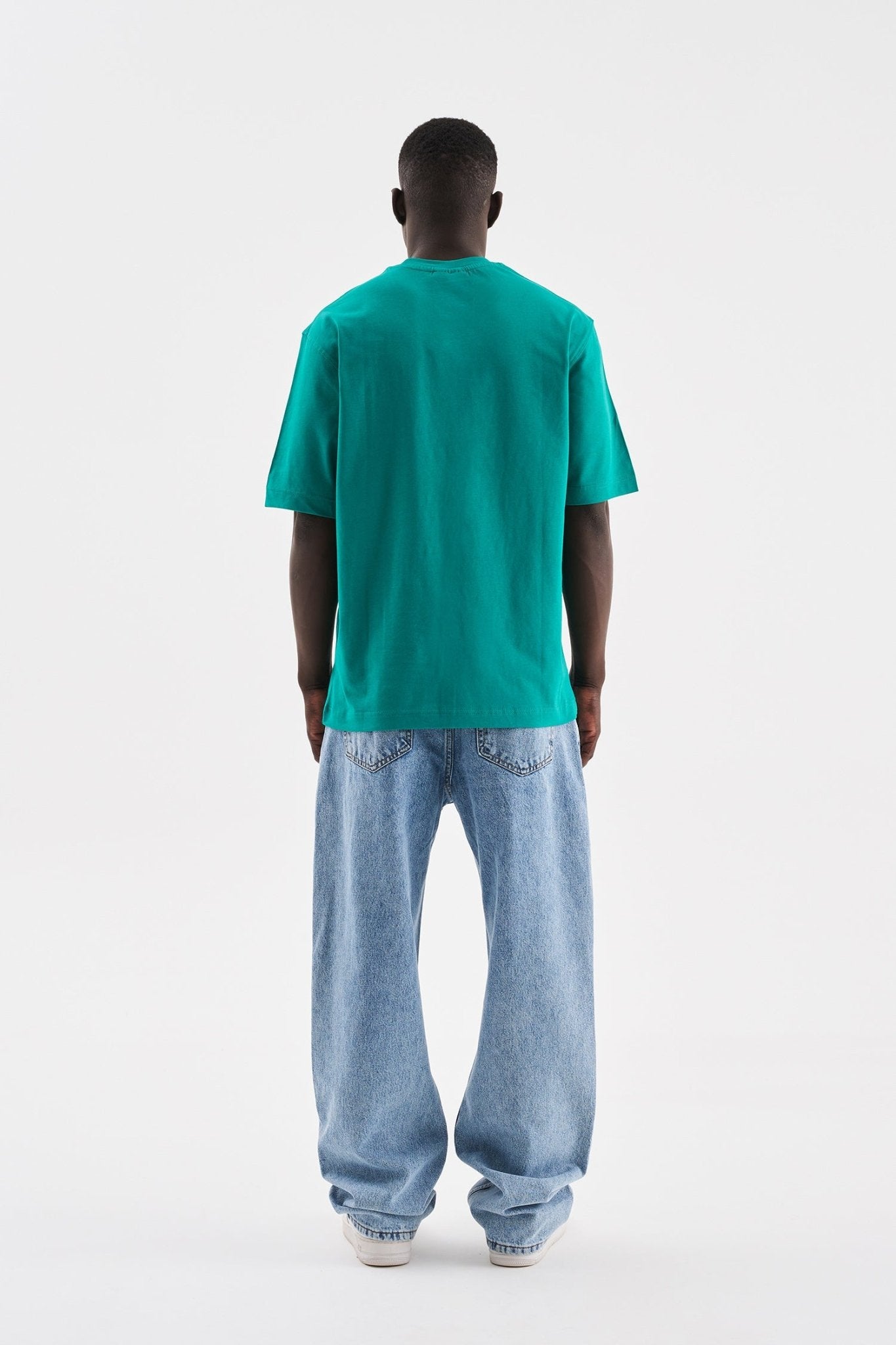 Erkek Basic Relaxed İnce Pamuklu Tişört Benetton Yeşili