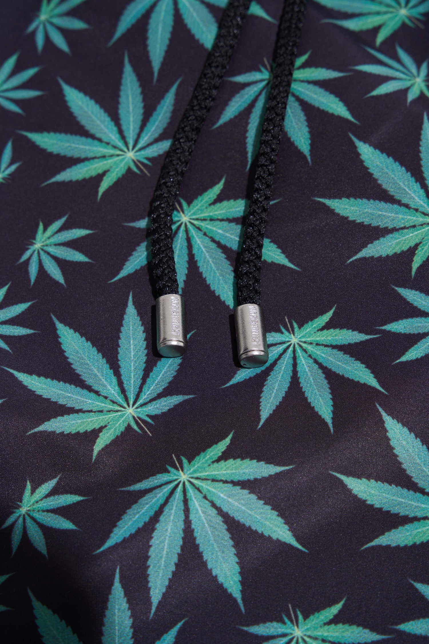 Erkek Cannabis Leaves Deniz Şortu Siyah-Yeşil-3