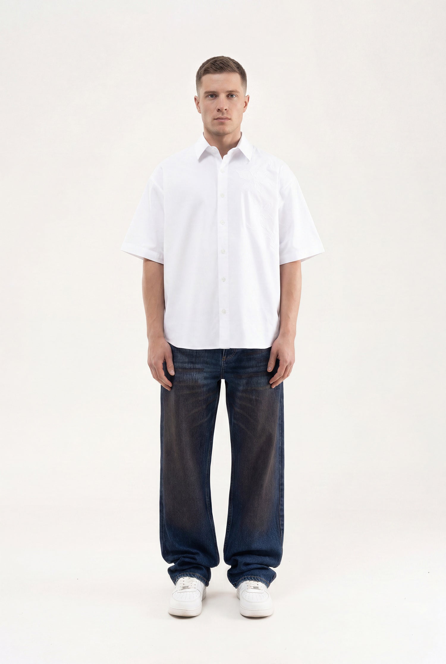 Erkek Çiçek Nakışlı Oversize Gömlek Beyaz-4