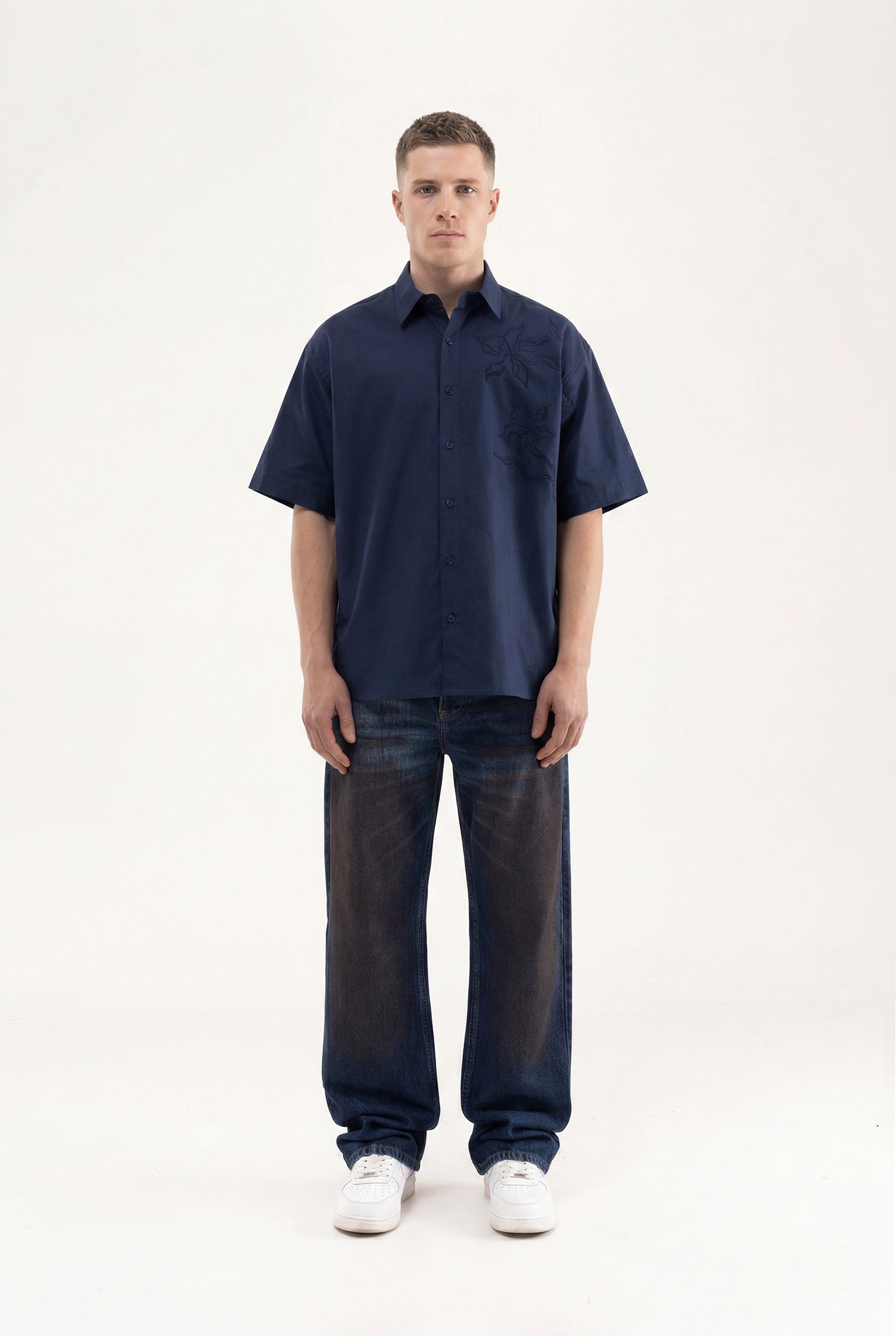 Erkek Çiçek Nakışlı Oversize Gömlek Lacivert-4