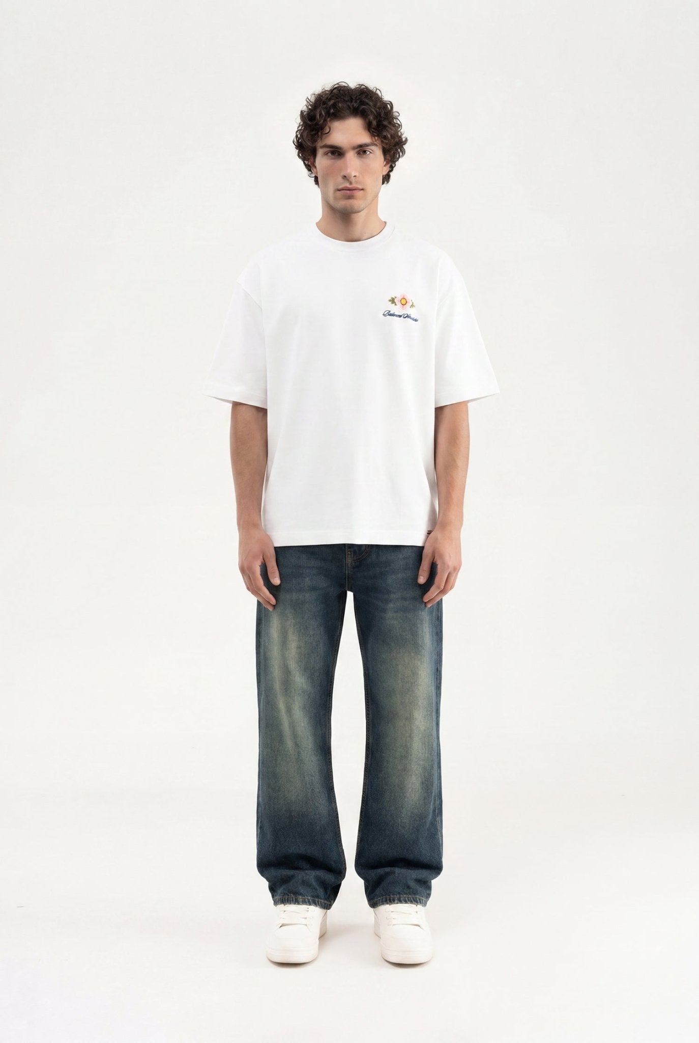 Erkek Çiçek Nakışlı Oversize Tişört Ekru