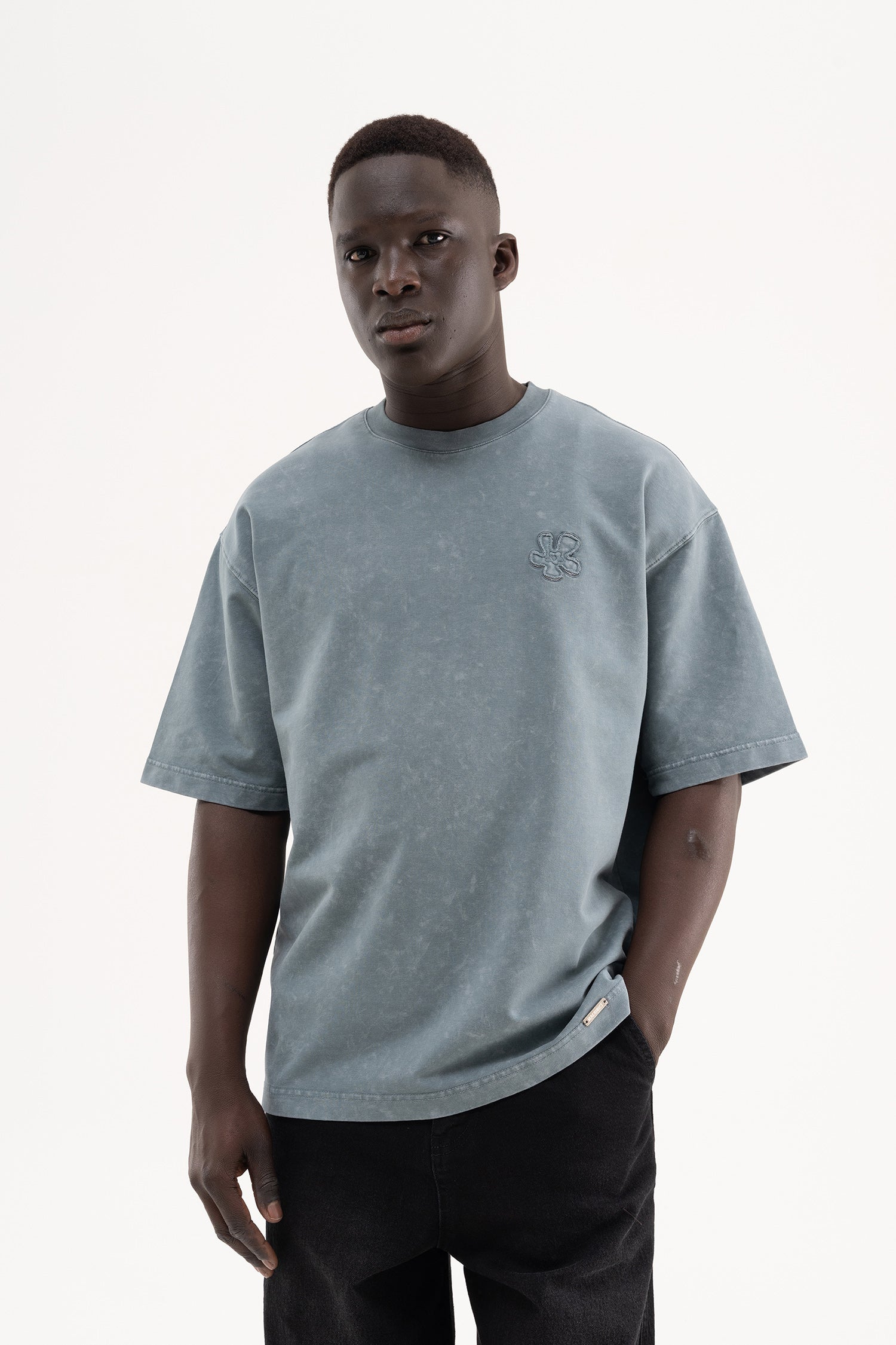 Erkek Çiçek Patch Nakışlı Oversize Tişört Gri-3