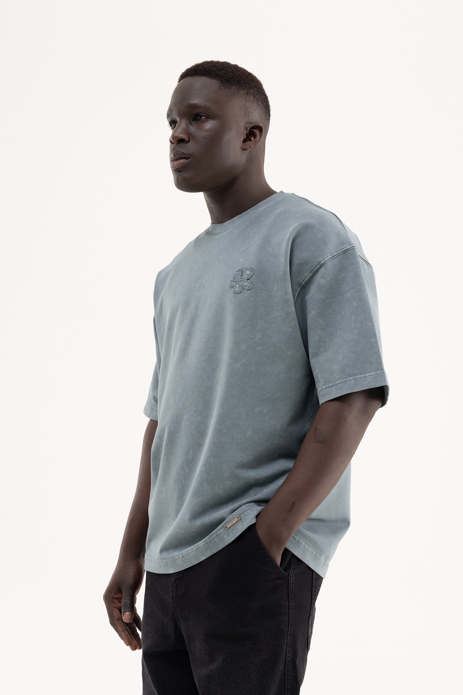 Erkek Çiçek Patch Nakışlı Oversize Tişört Gri-4