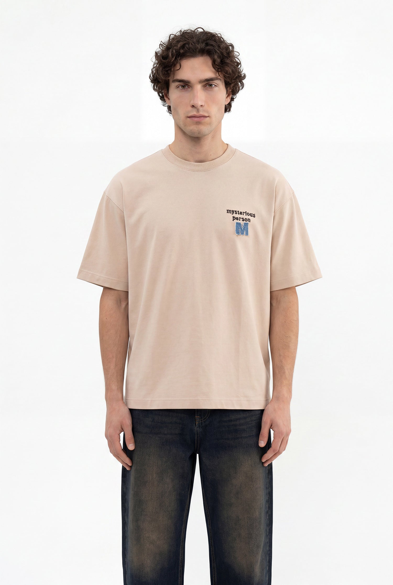 Erkek Denim Patch Nakışlı Baskılı Oversize Tişört Açık Bej-5