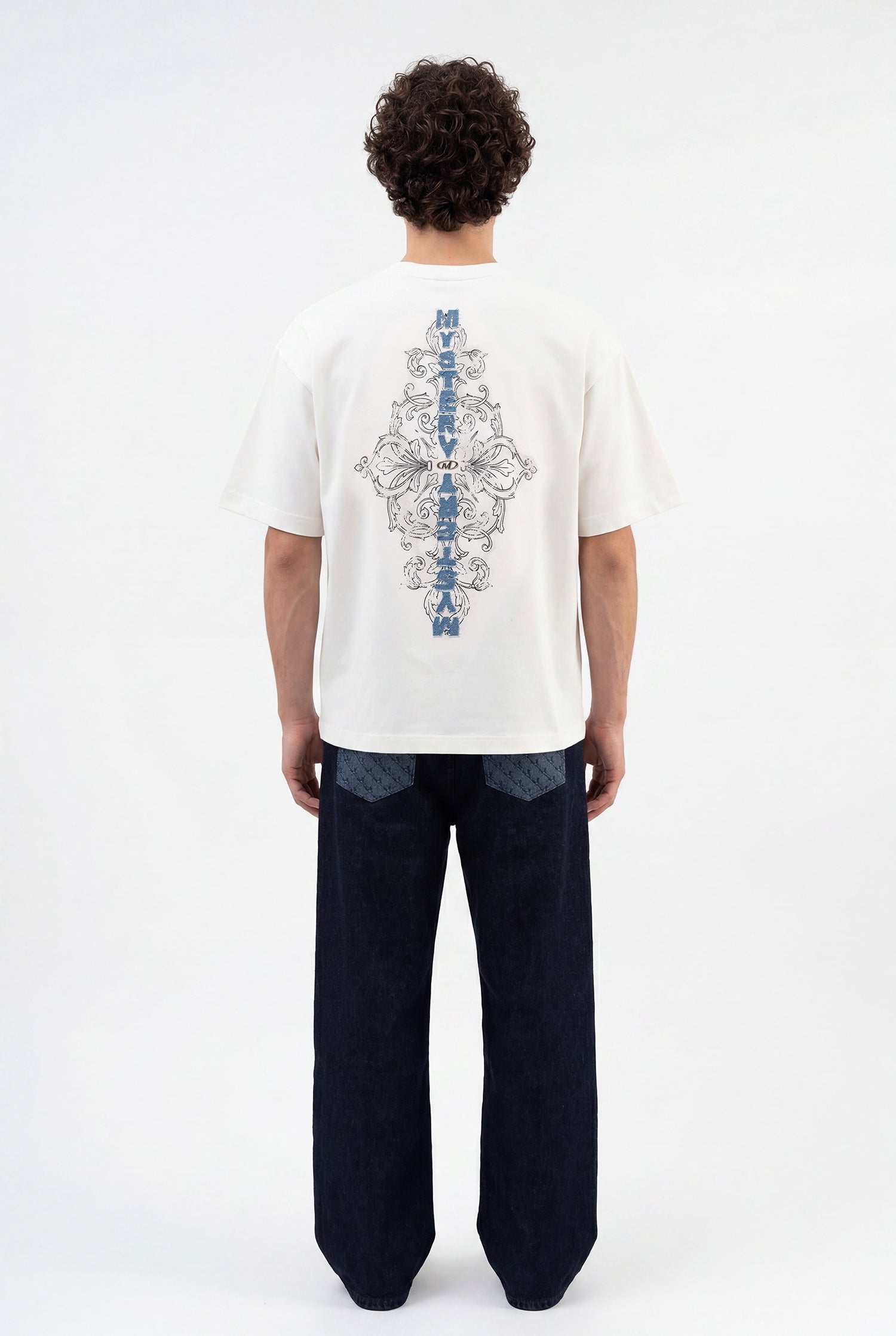 Erkek Denim Patch Nakışlı Baskılı Oversize Tişört Ekru-9