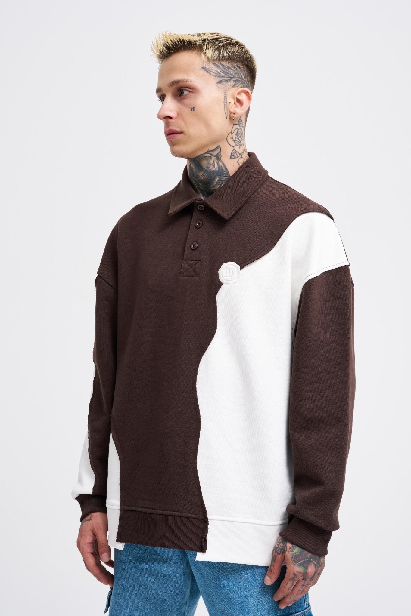 Erkek Distressed Stitch and Embroidered Polo Sweatshirt Koyu Kahverengi - Ekru