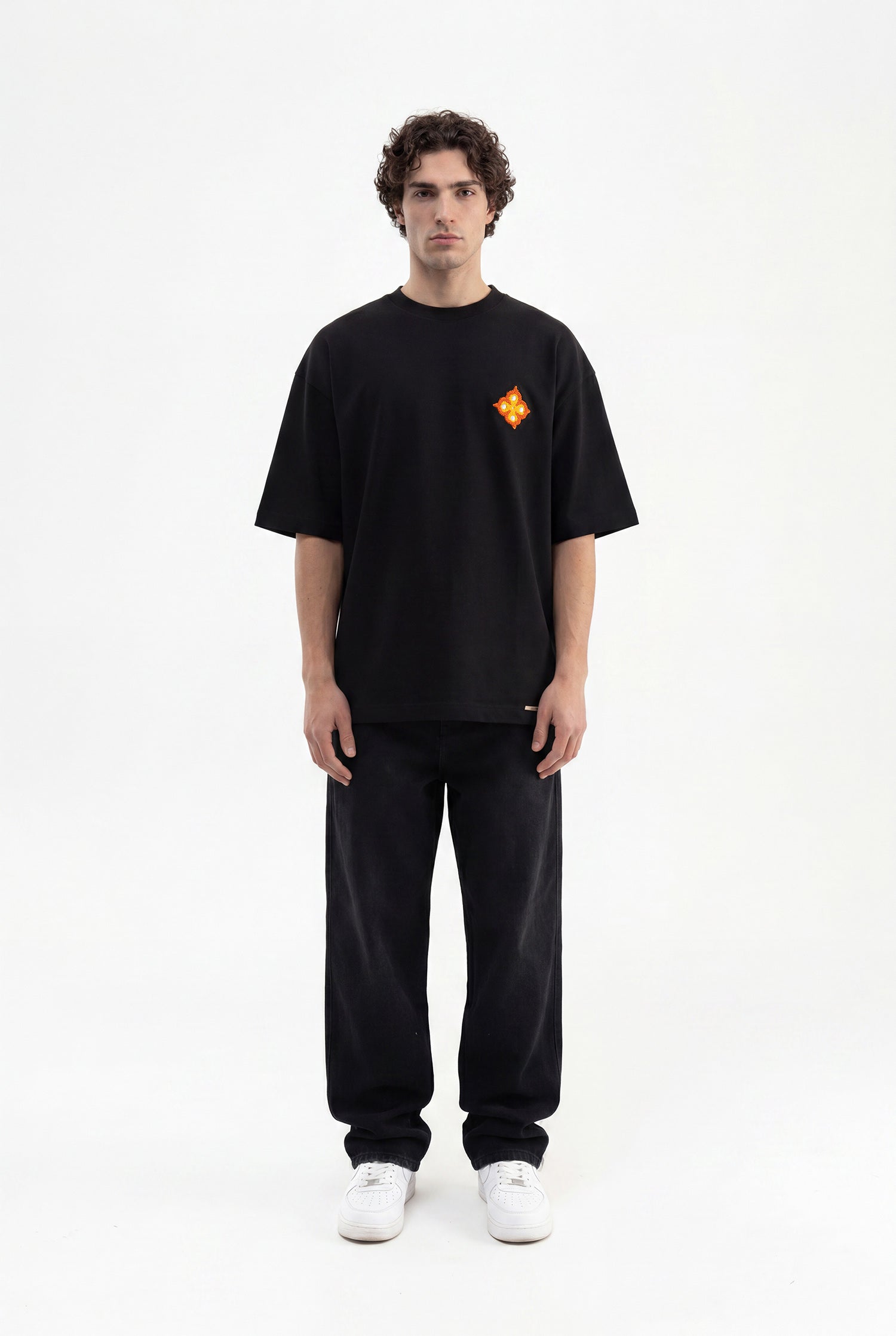 Erkek Etnik Desen Nakışlı Oversize Tişört Siyah-4