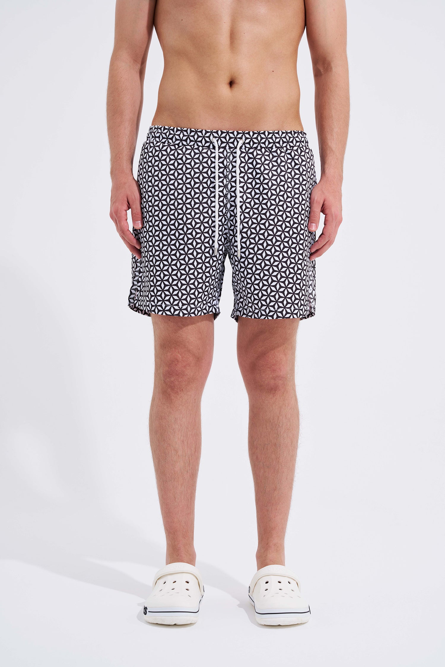 Erkek Geometric Stars Deniz Şortu Siyah-Beyaz