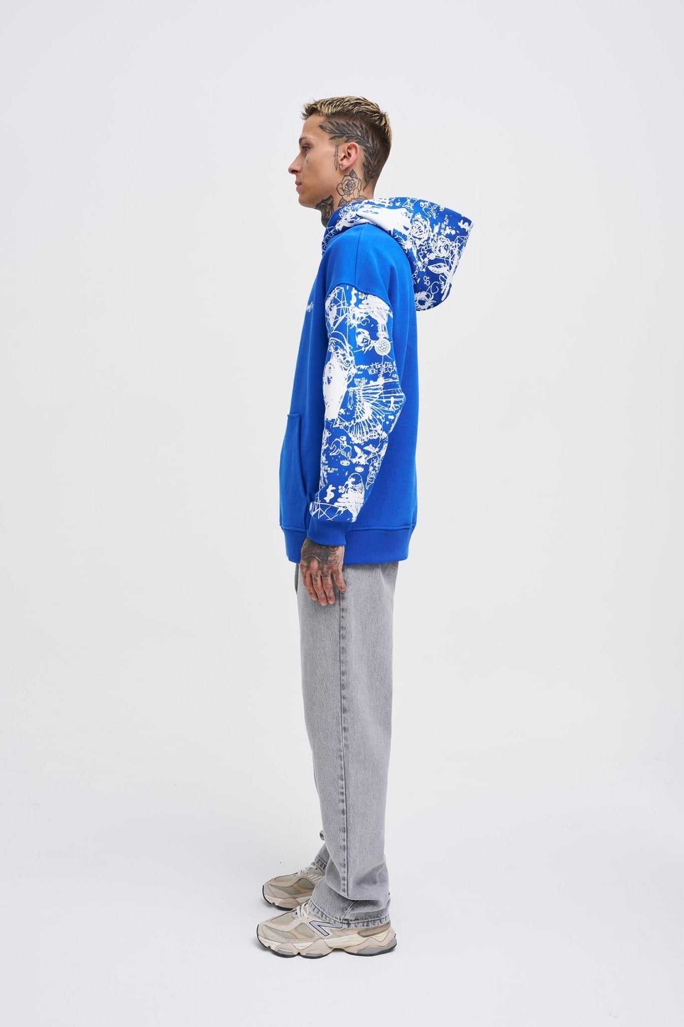 Erkek Graffiti Printed Hoodie Açık Mavi
