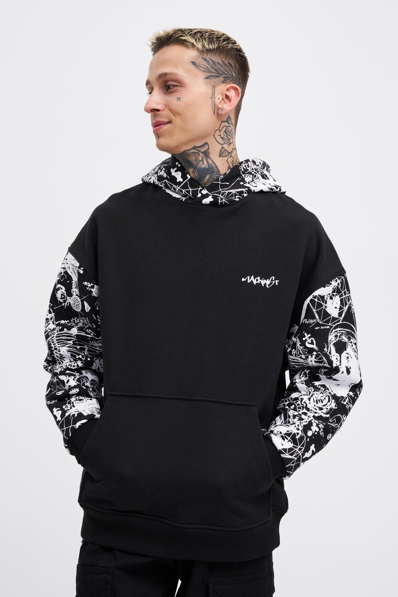 Erkek Graffiti Printed Hoodie Siyah