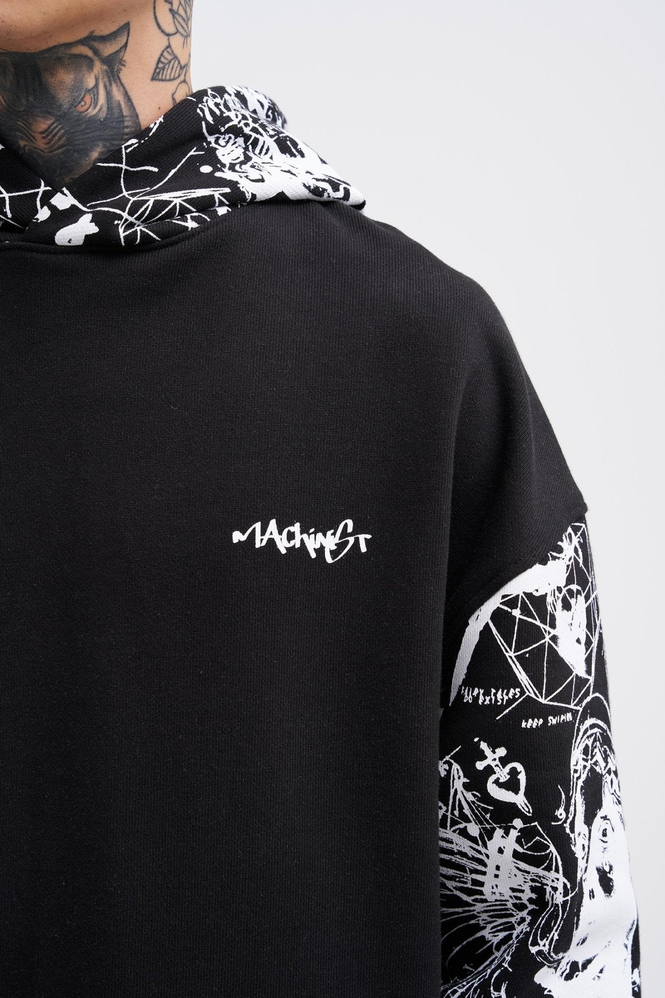 Erkek Graffiti Printed Hoodie Siyah