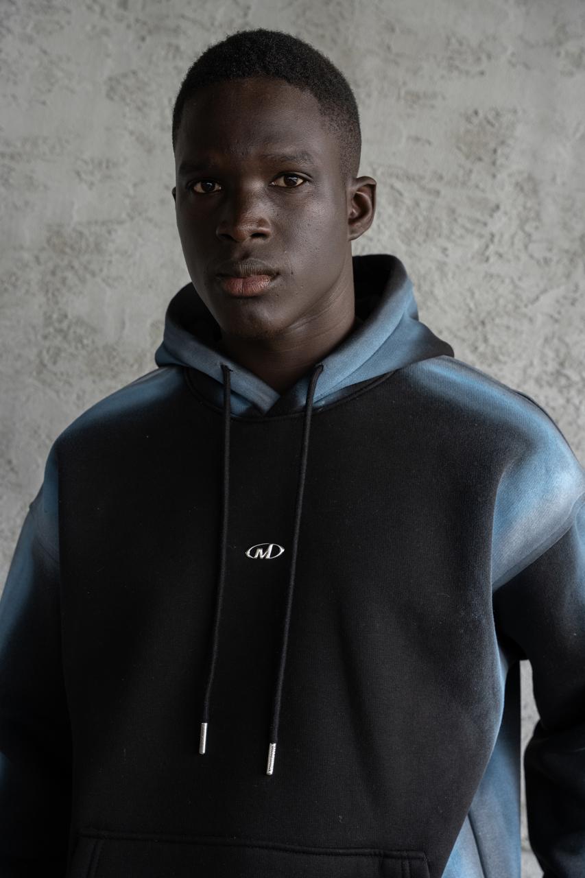 Erkek Hand Made Sprey Efektli Şardonlu Kapüşonlu Sweatshirt Siyah