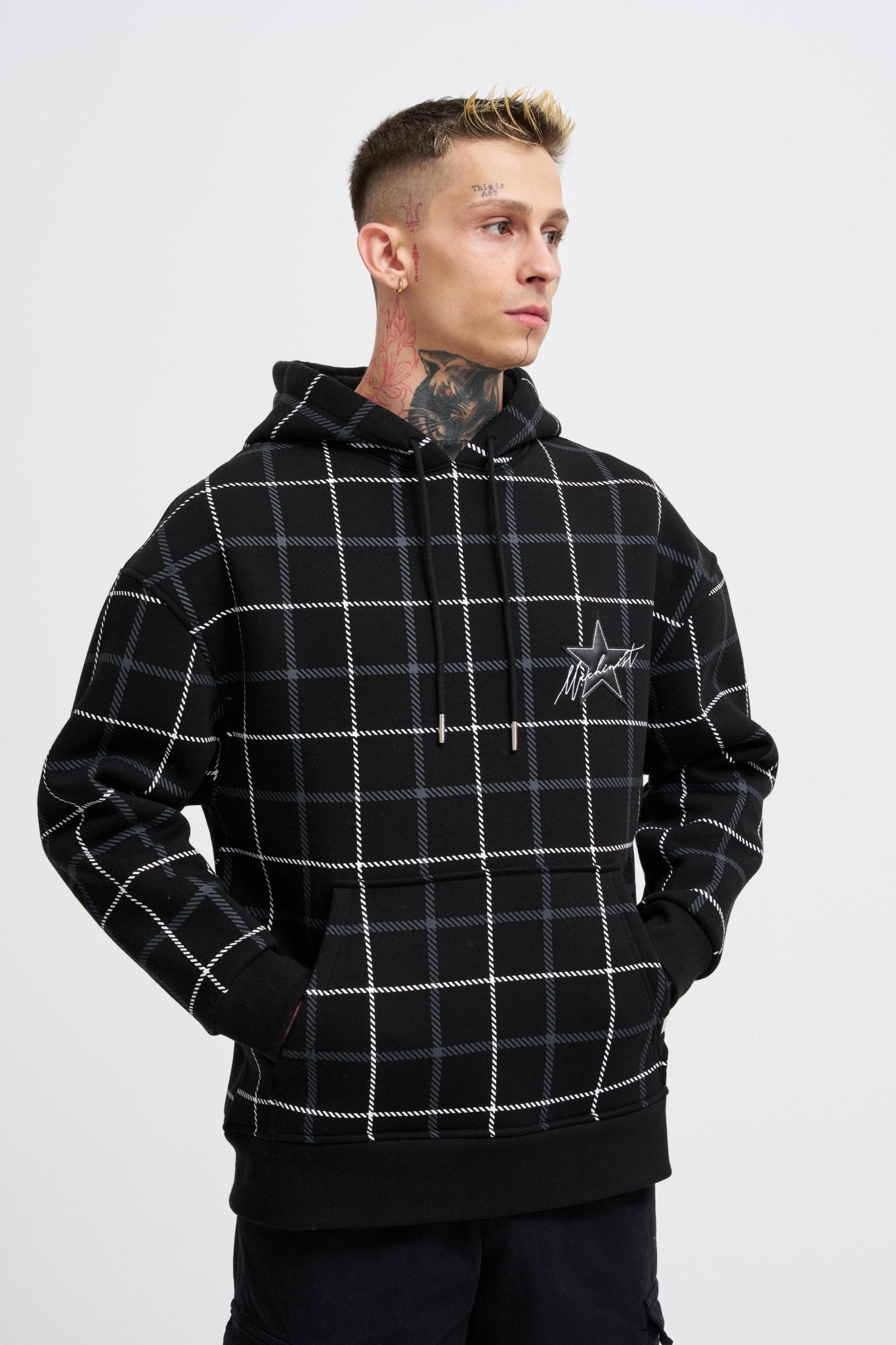 Erkek Leather Applique Kapüşonlu Sweatshirt Siyah