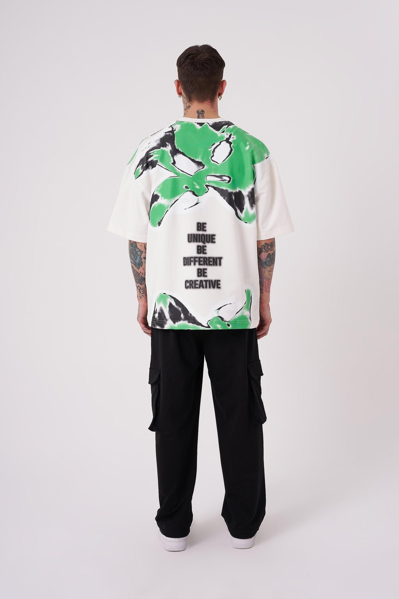 Erkek Lotus Flower Baskılı Oversize Tişört Ekru