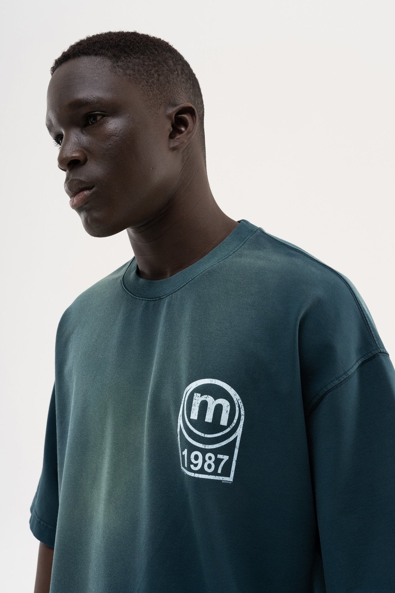 Erkek M Logo Baskılı Yıkamalı Oversize Tişört Yağ Yeşili