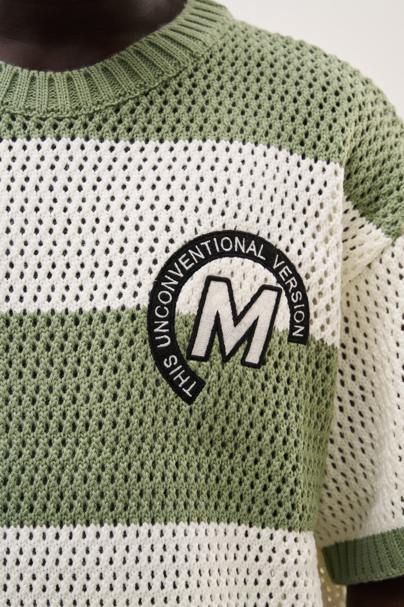 Erkek M Logo Nakışlı Triko Tişört Ekru - Yeşil