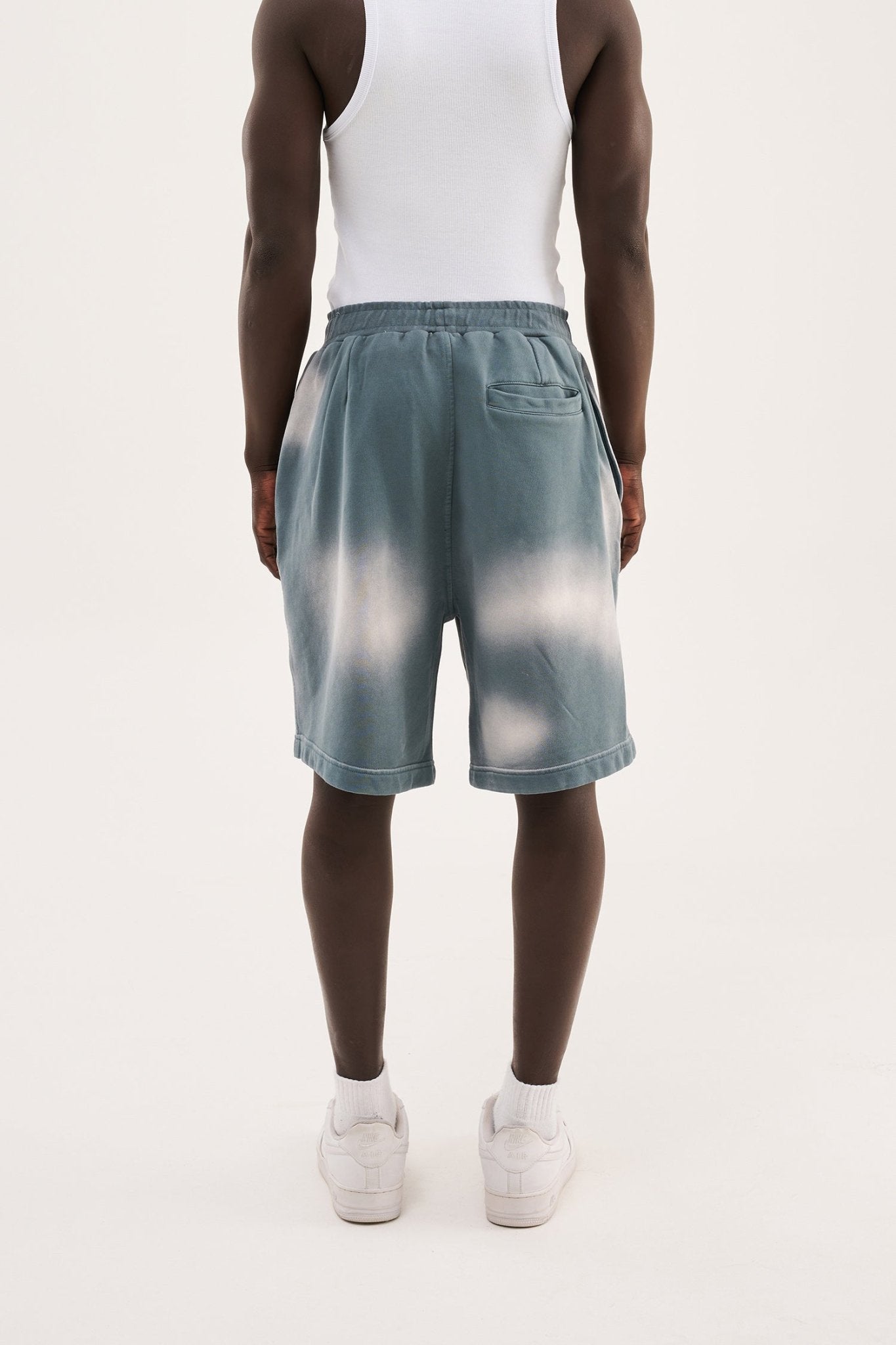 Erkek Minimal Patched Yıkamalı Oversize Şort Gri