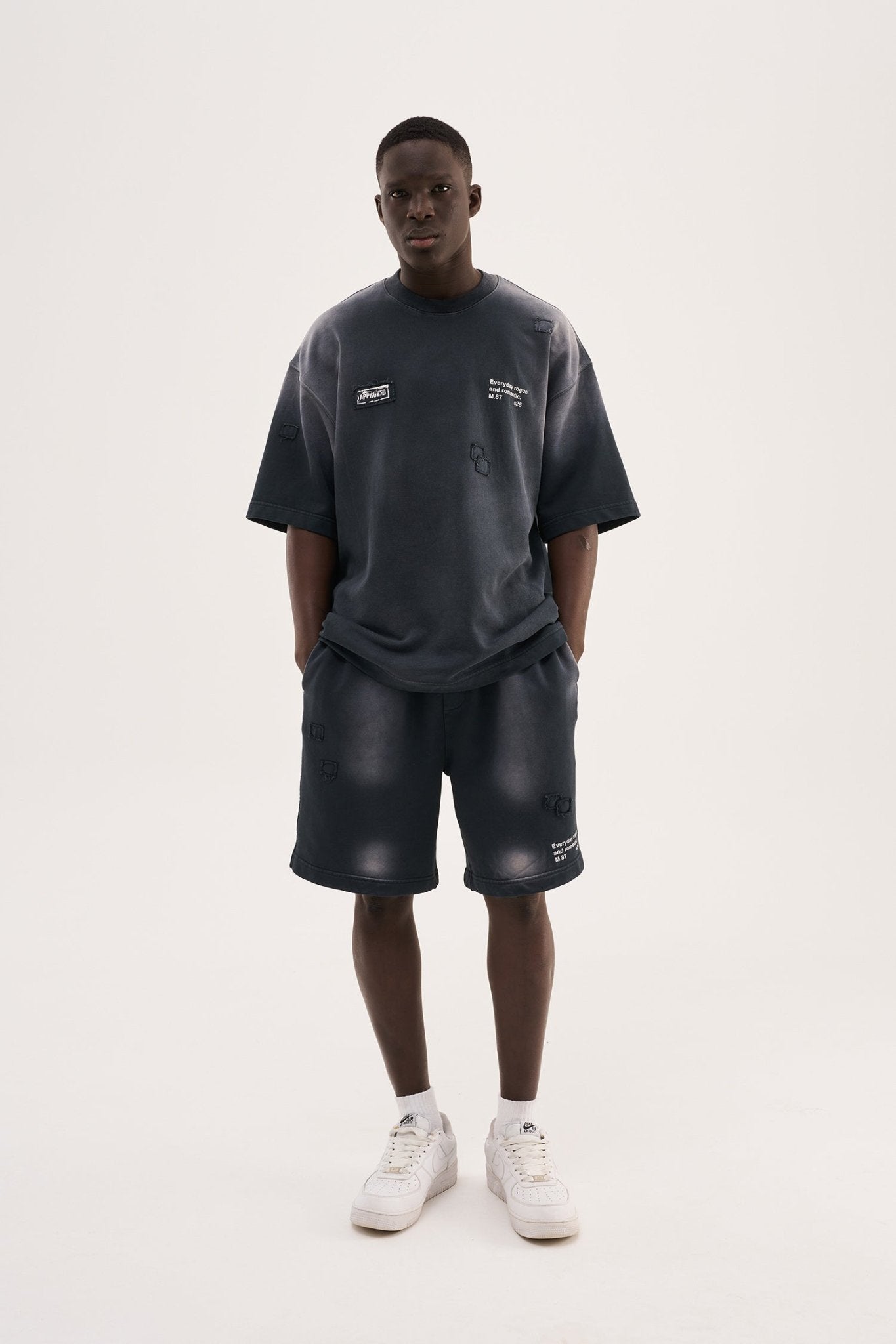 Erkek Minimal Patched Yıkamalı Oversize Şort Siyah