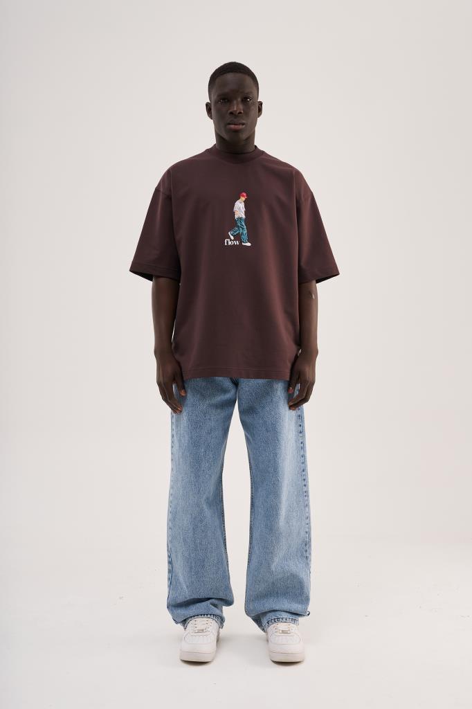 Erkek Minimal Baskılı ve Nakışlı Oversize Tişört Kahverengi-7