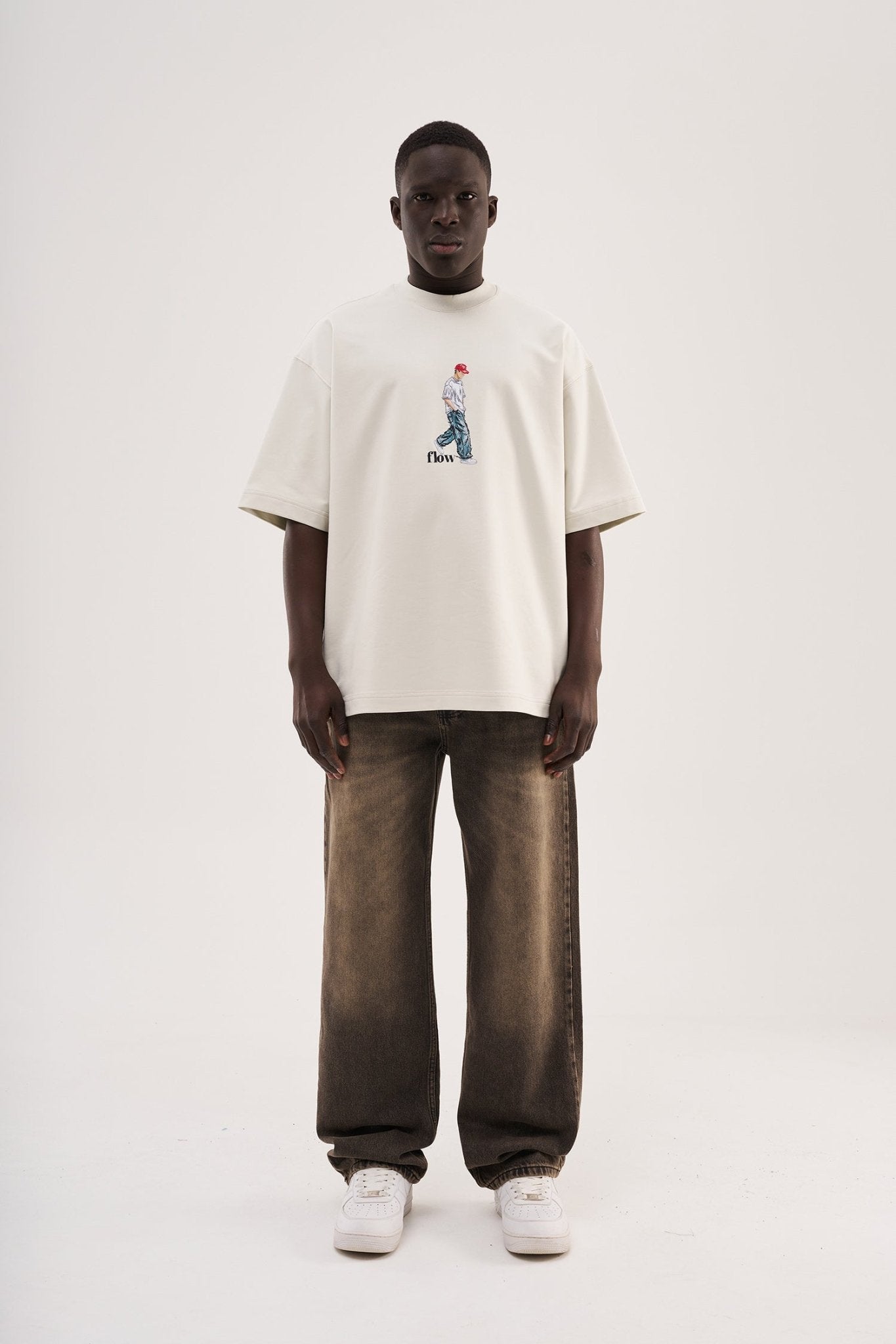 Erkek Minimal Baskılı ve Nakışlı Oversize Tişört Uzay Grisi