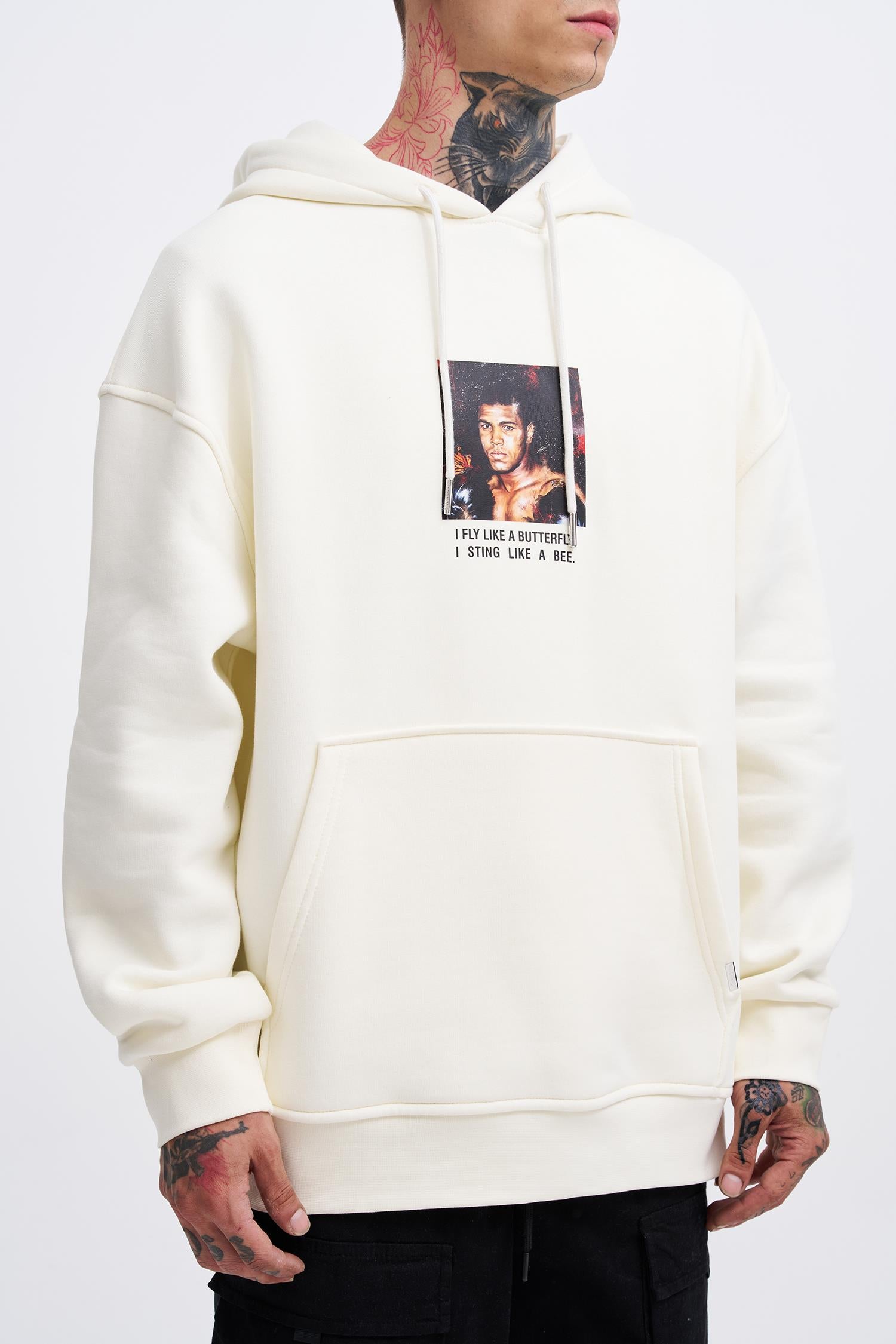 Erkek Muhammed Ali Baskılı Kapüşonlu Sweatshirt Ekru