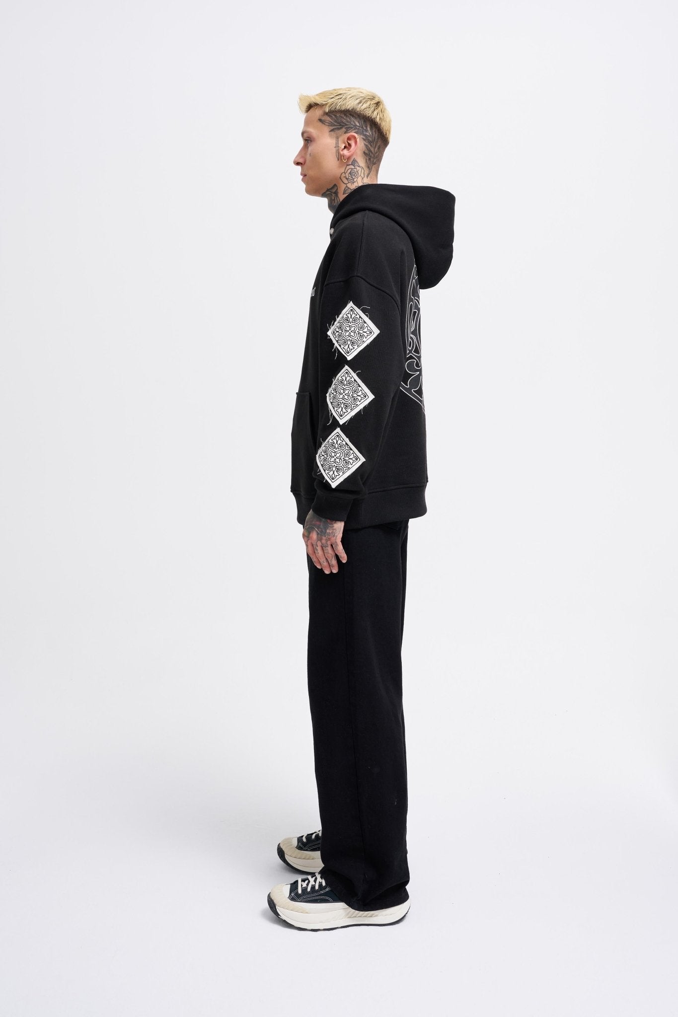Erkek Patched Ethnic Kapüşonlu Sweatshirt Siyah