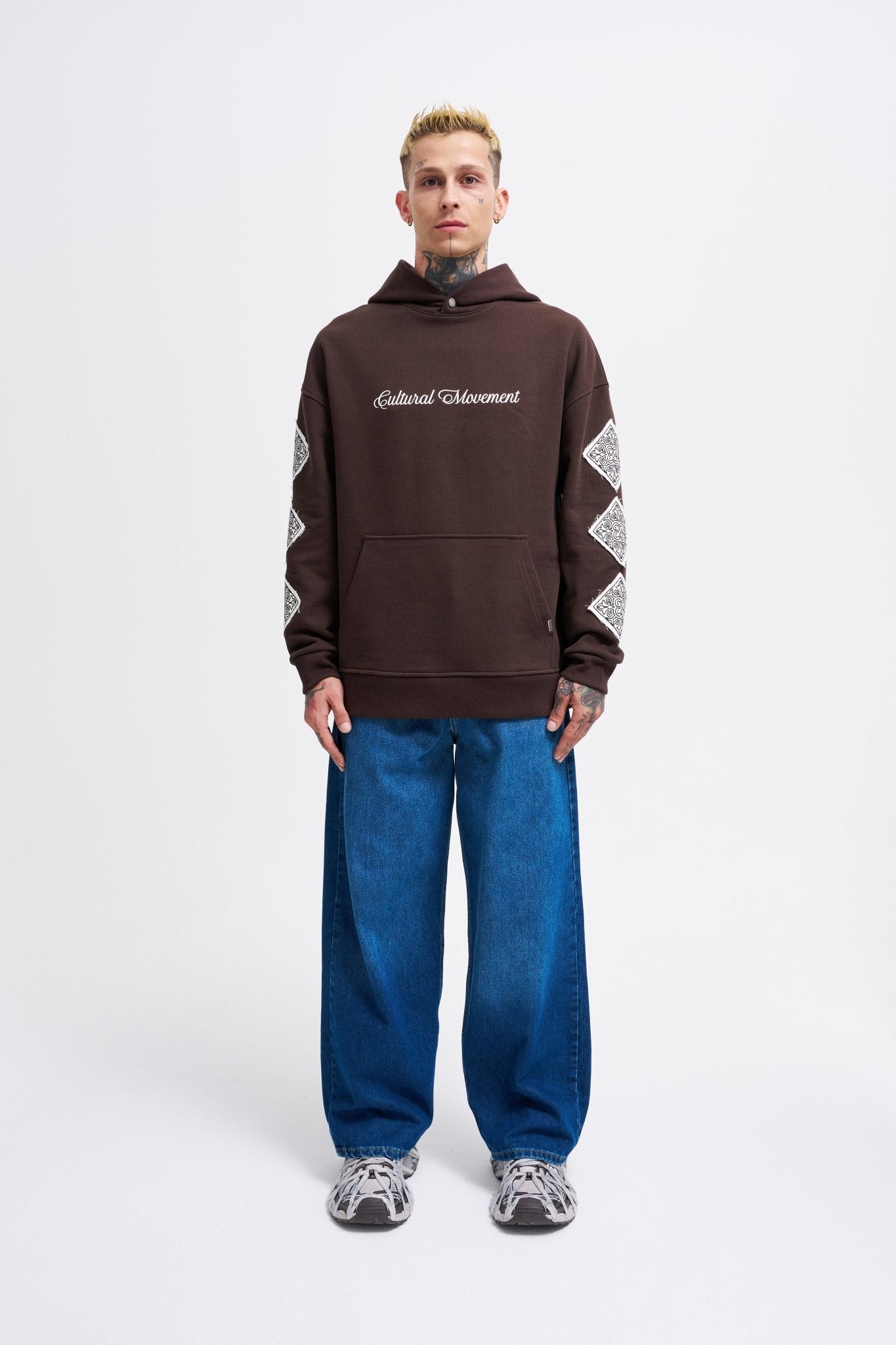 Erkek Patched Ethnic Kapüşonlu Sweatshirt Koyu Kahverengi