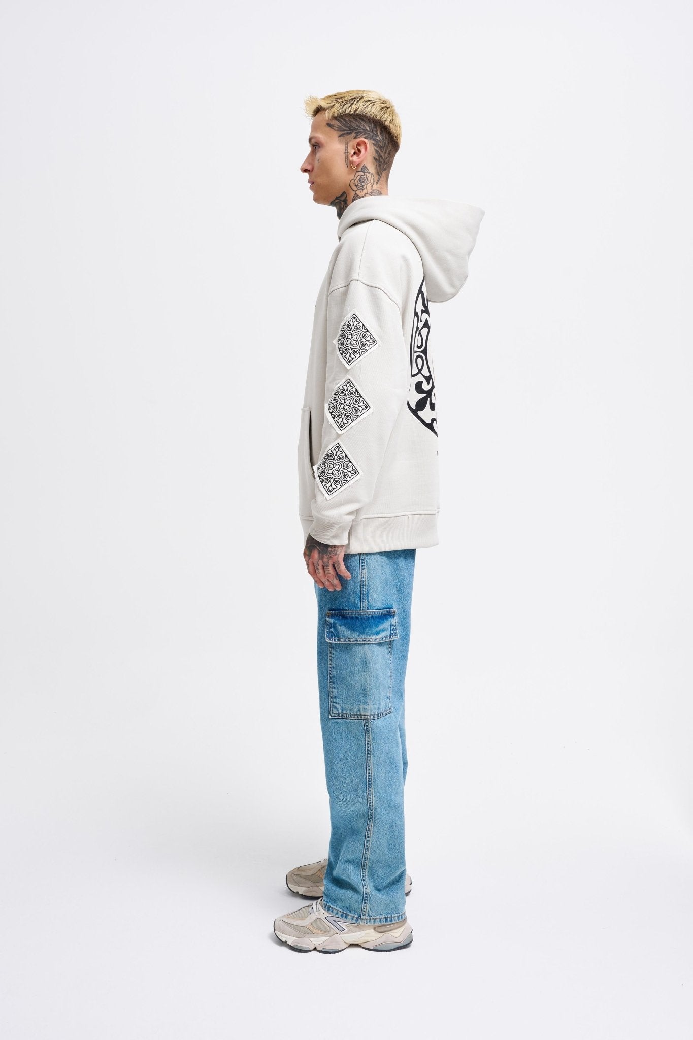 Erkek Patched Ethnic Kapüşonlu Sweatshirt Uzay Grisi