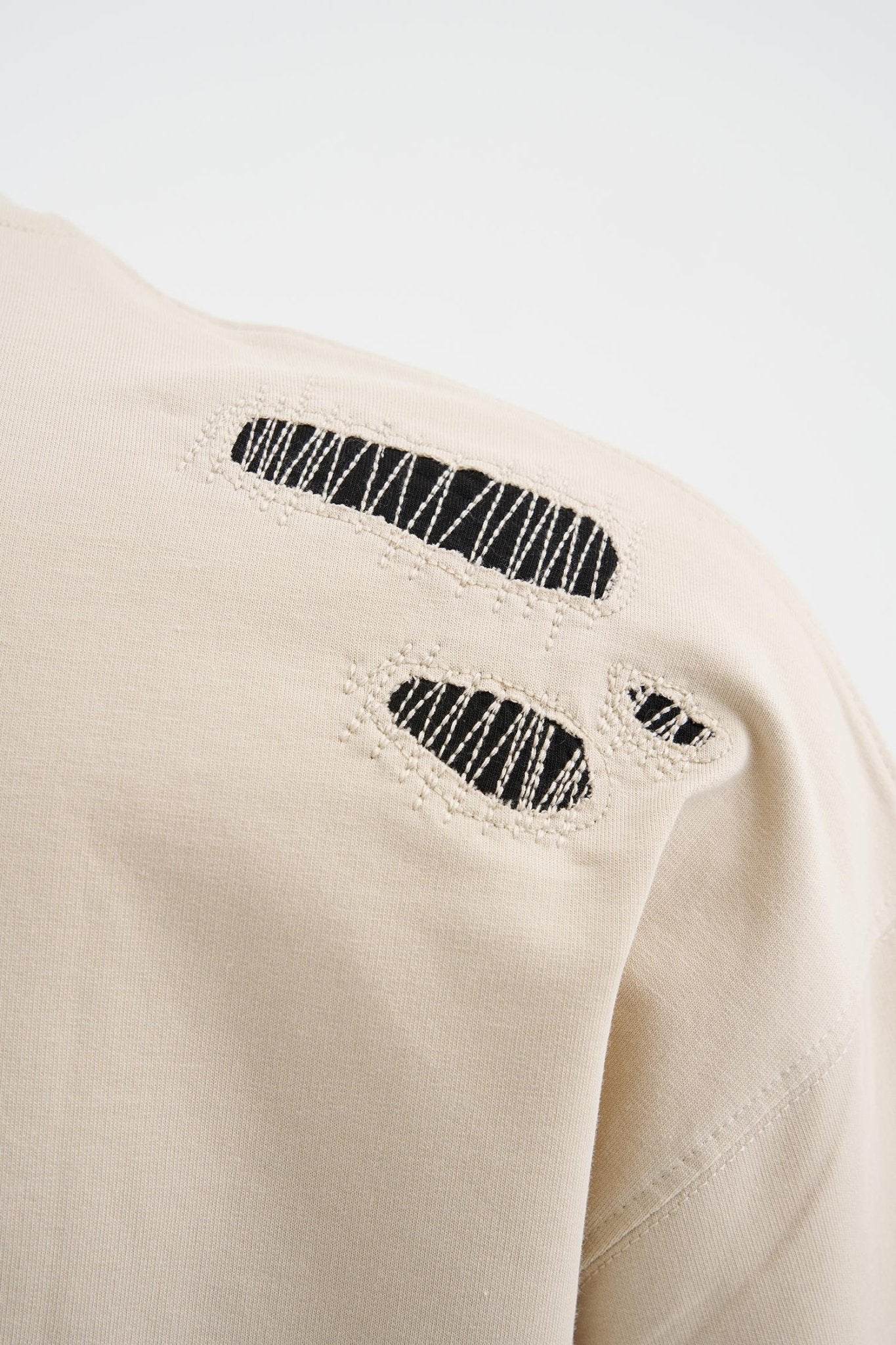 Erkek Patchwork and Stitched Oversize Tişört Açık Bej