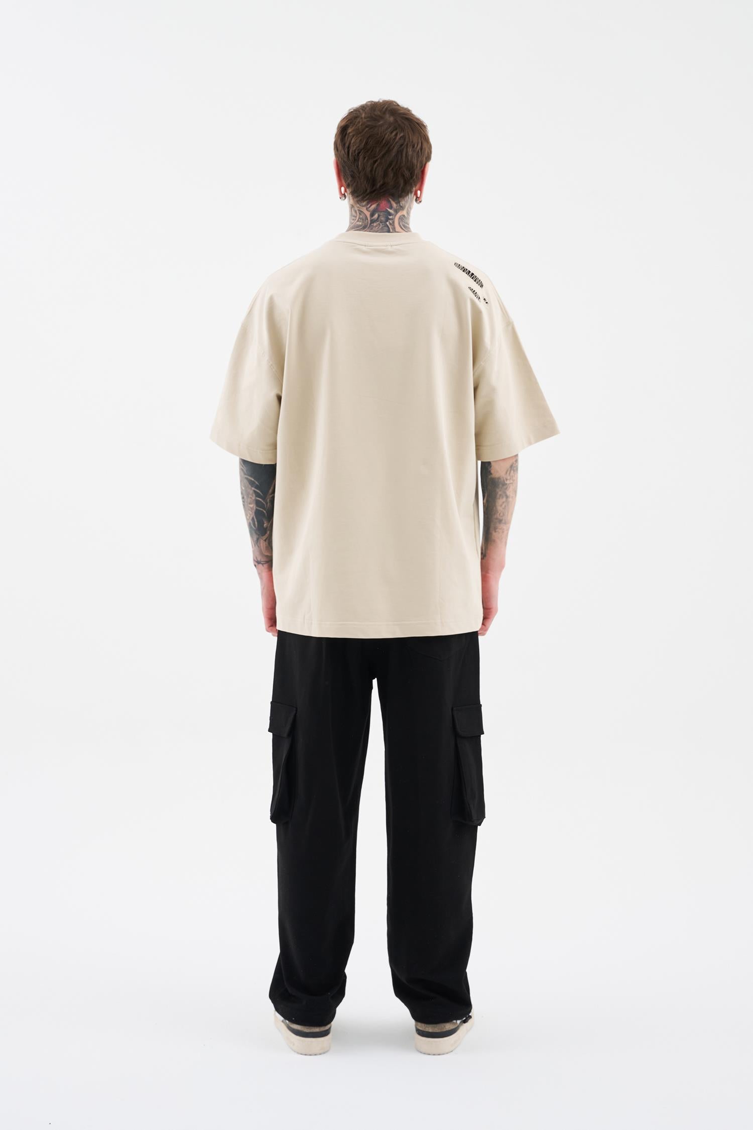 Erkek Patchwork and Stitched Oversize Tişört Açık Bej