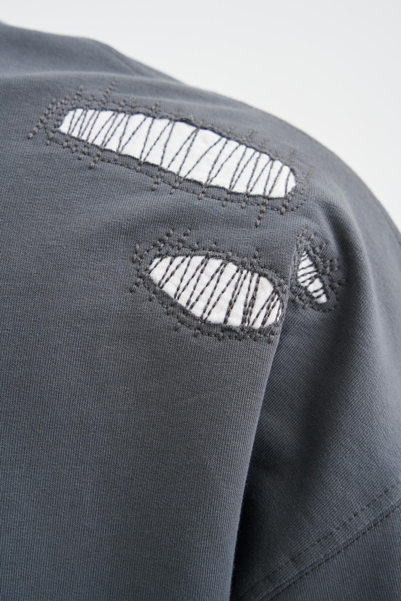 Erkek Patchwork and Stitched Oversize Tişört Duman
