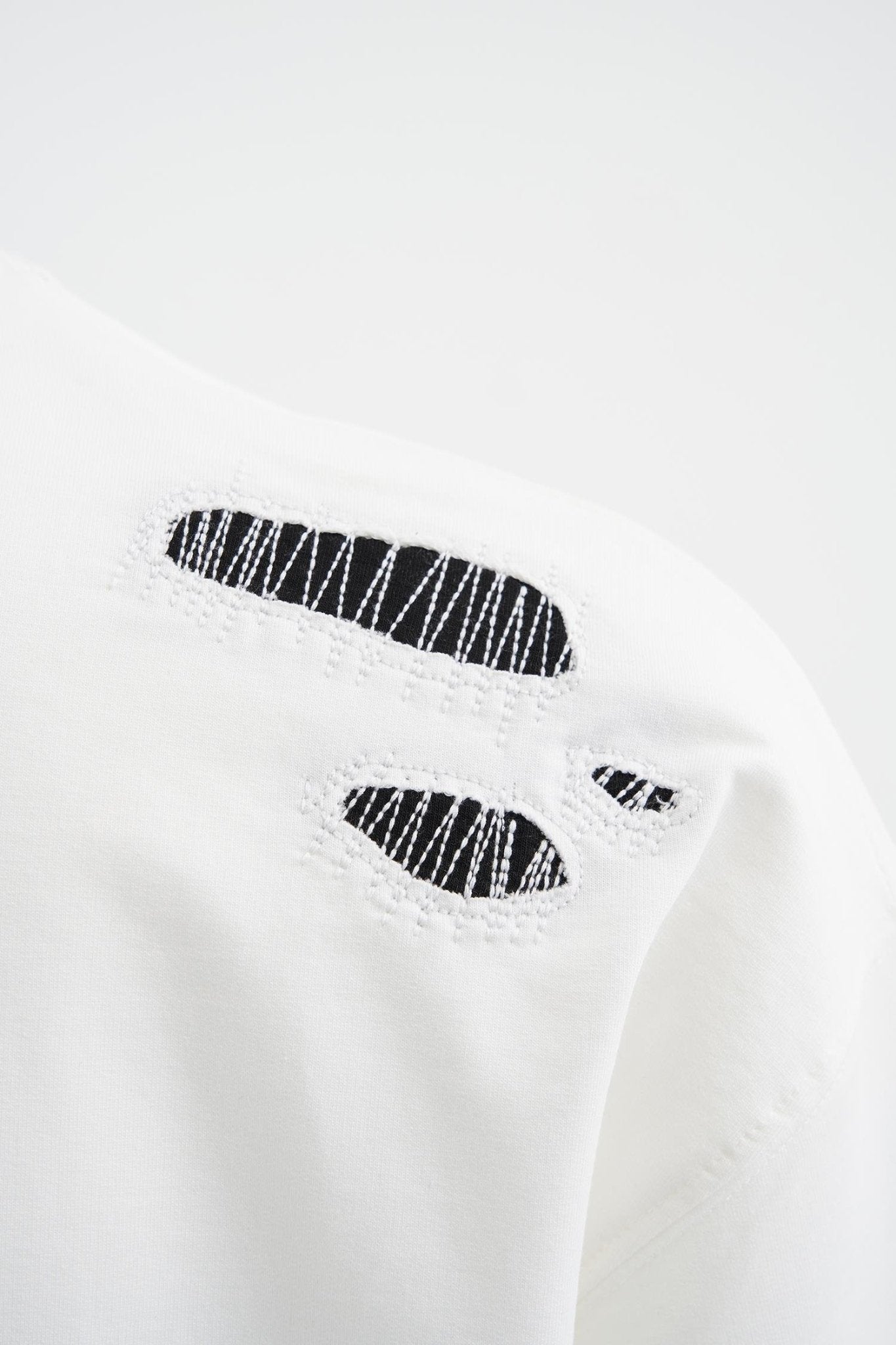 Erkek Patchwork and Stitched Oversize Tişört Ekru