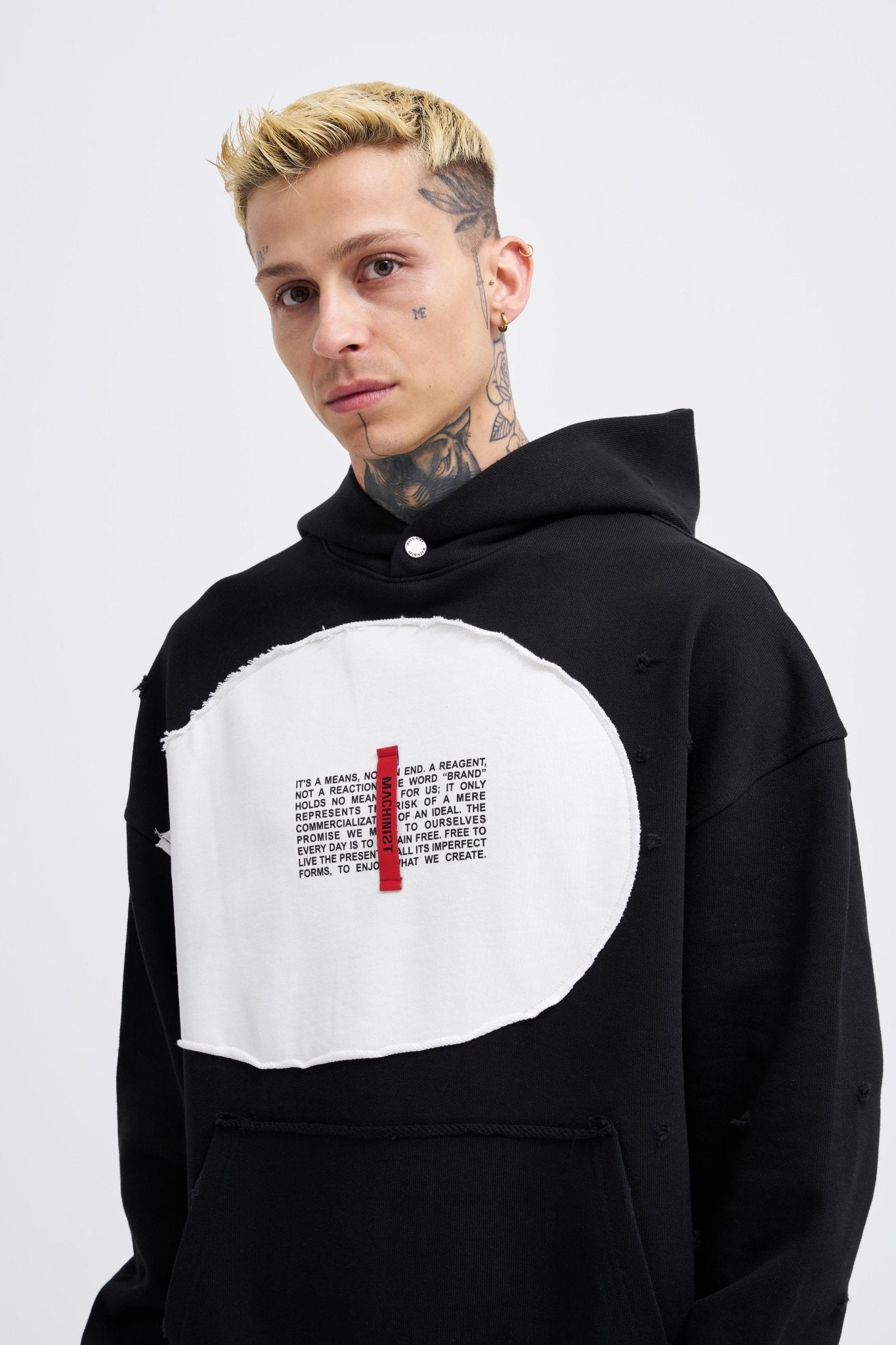 Erkek Printed and Patched Kapüşonlu Sweatshirt Siyah