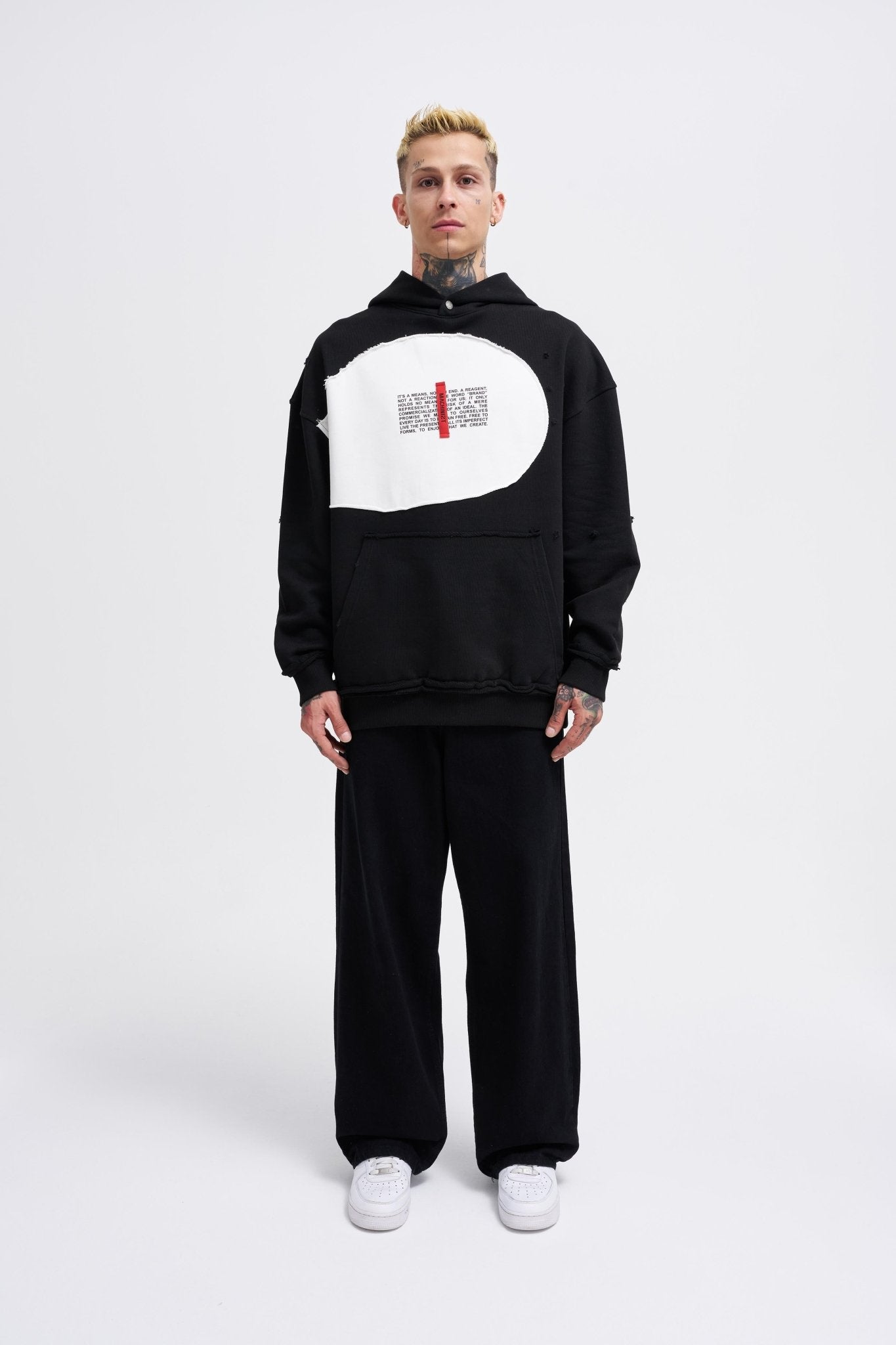 Erkek Printed and Patched Kapüşonlu Sweatshirt Siyah