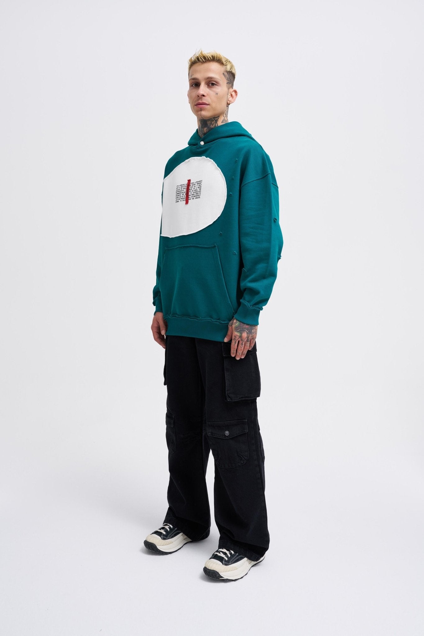 Erkek Printed and Patched Kapüşonlu Sweatshirt Yağ Yeşili