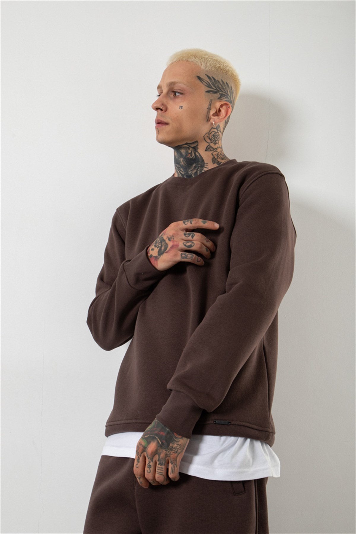 Erkek Regular Bisiklet Yaka Basic Sweatshirt Kahverengi