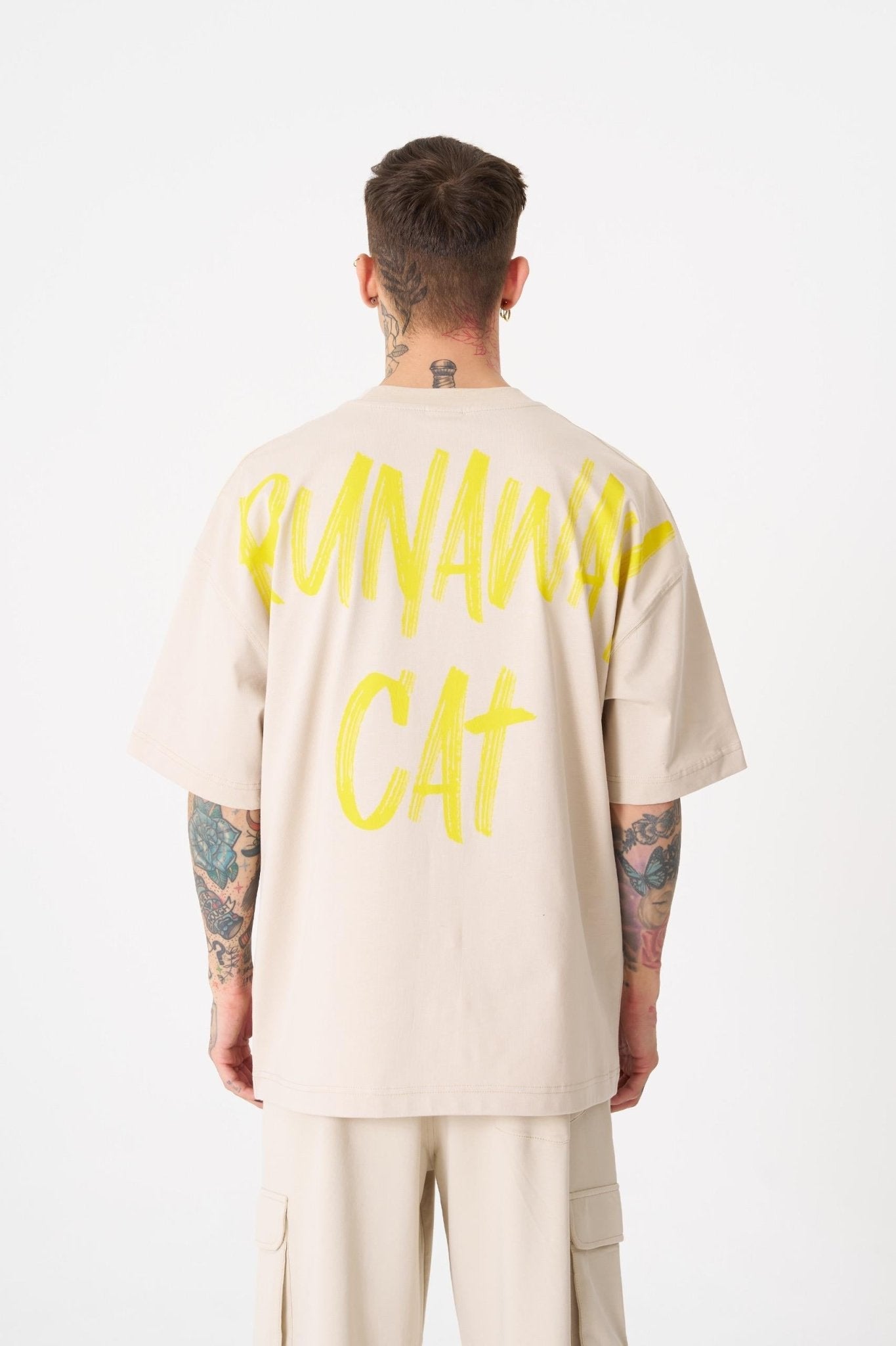 Erkek Runaway Cat Baskılı Oversize Tişört Açık Bej