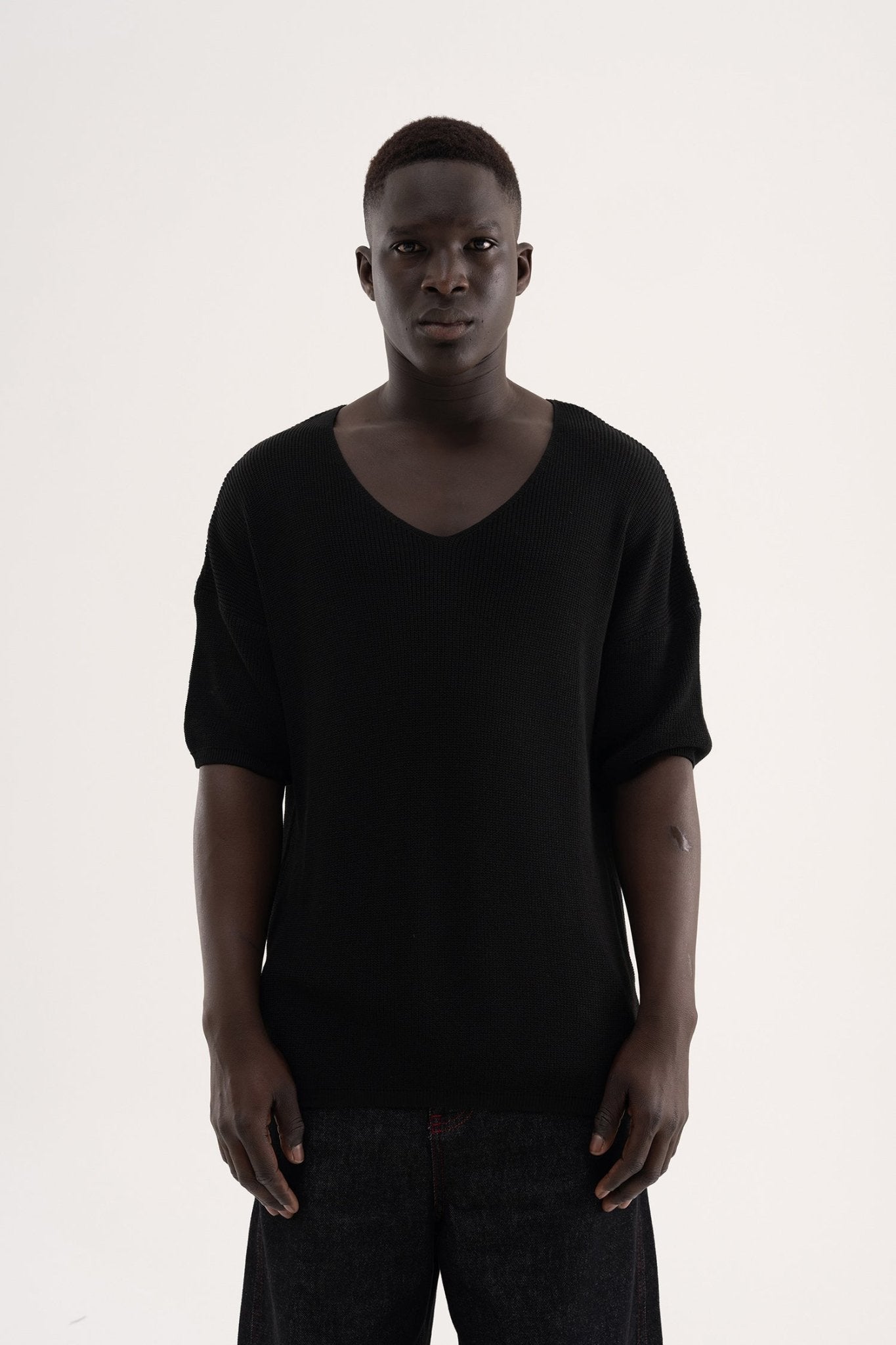 Erkek V Yaka Triko Tişört Siyah
