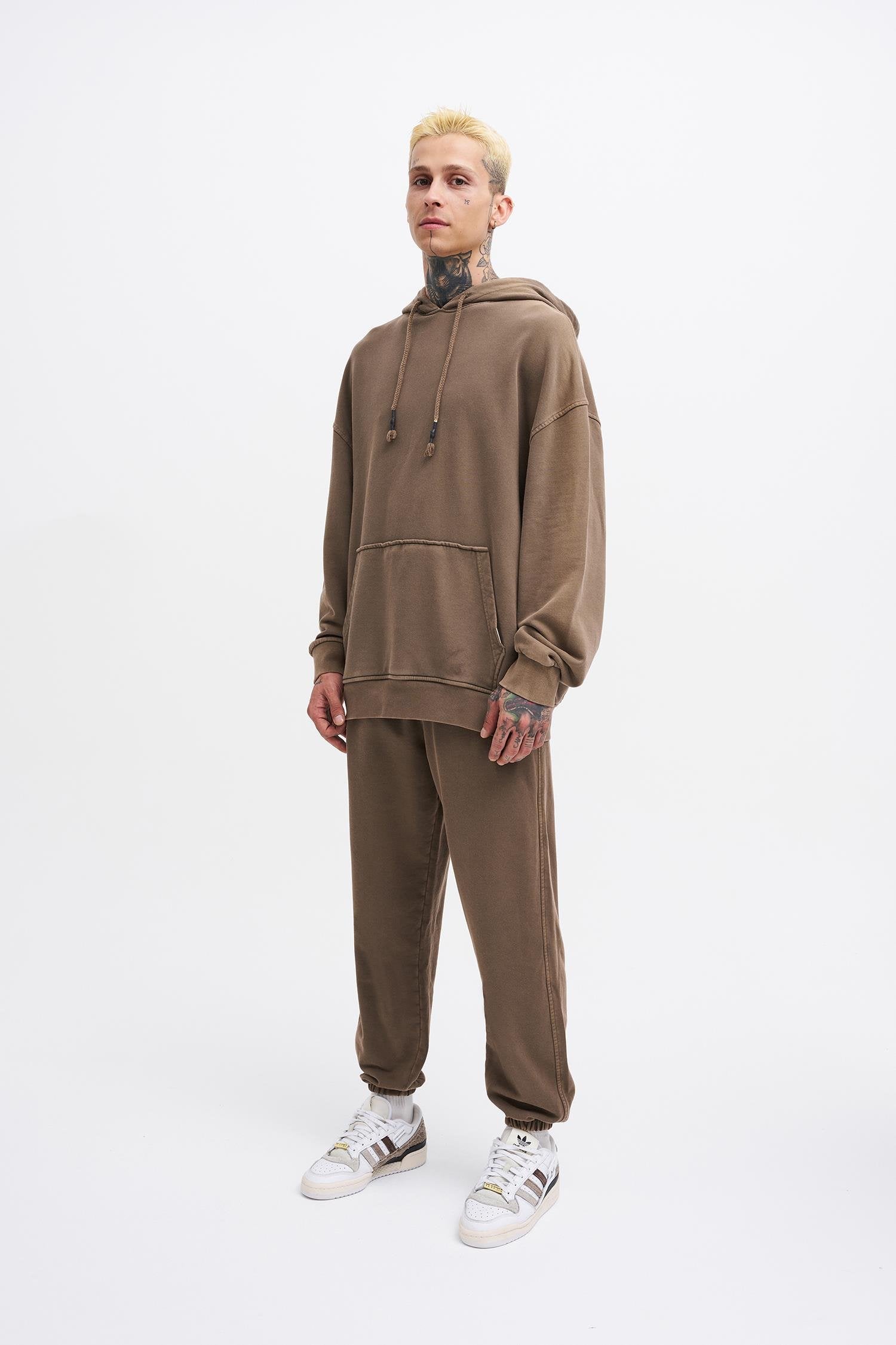 Erkek Yıkamalı Basic Kapüşonlu Oversize Sweatshirt Kahverengi