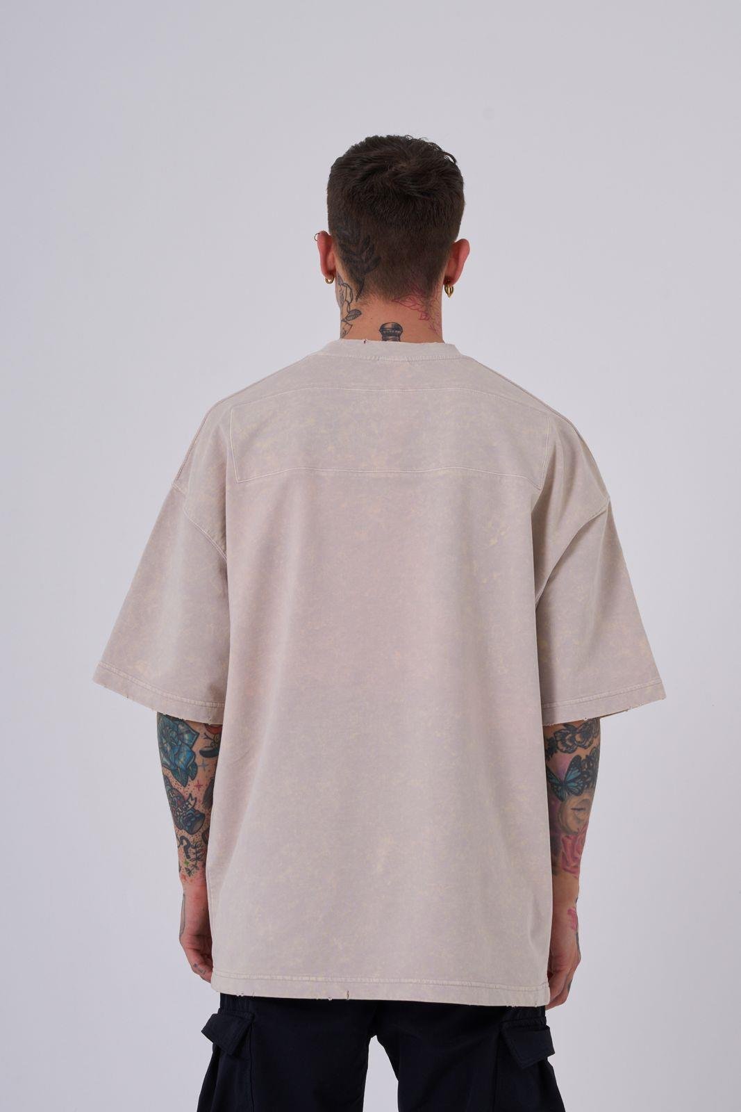 Erkek Yıkamalı Hidden Patch Oversize Tişört Açık Bej Efektli