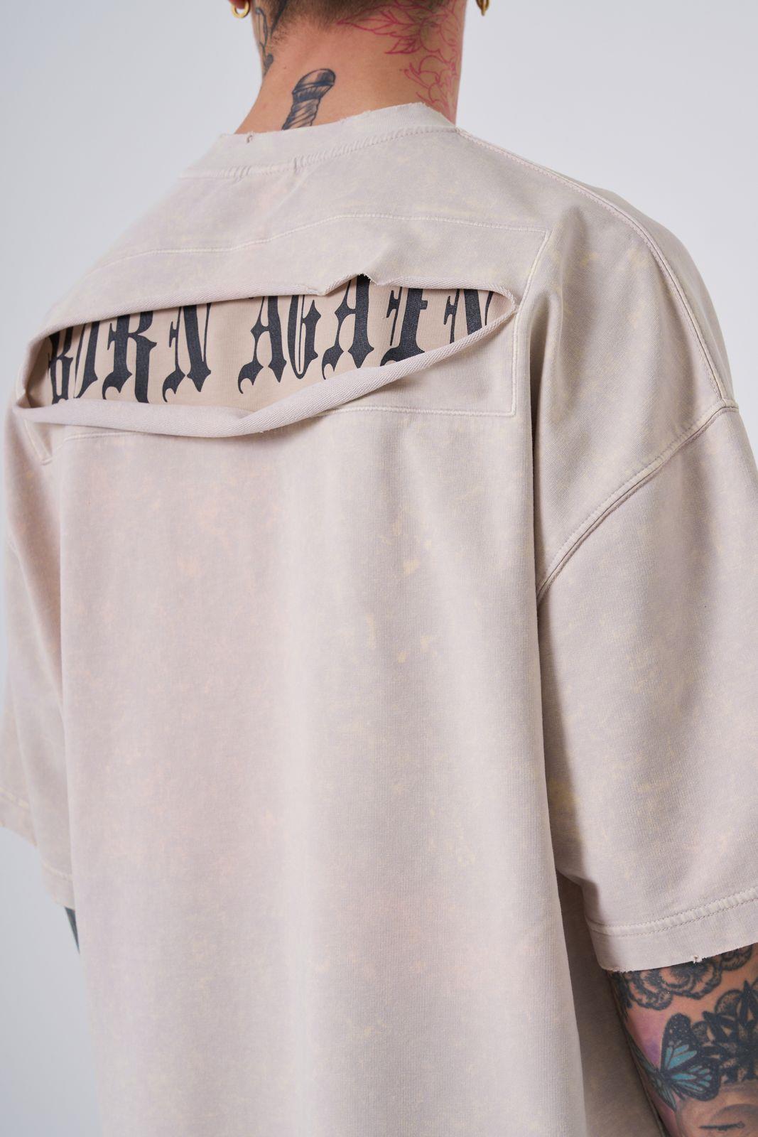 Erkek Yıkamalı Hidden Patch Oversize Tişört Açık Bej Efektli