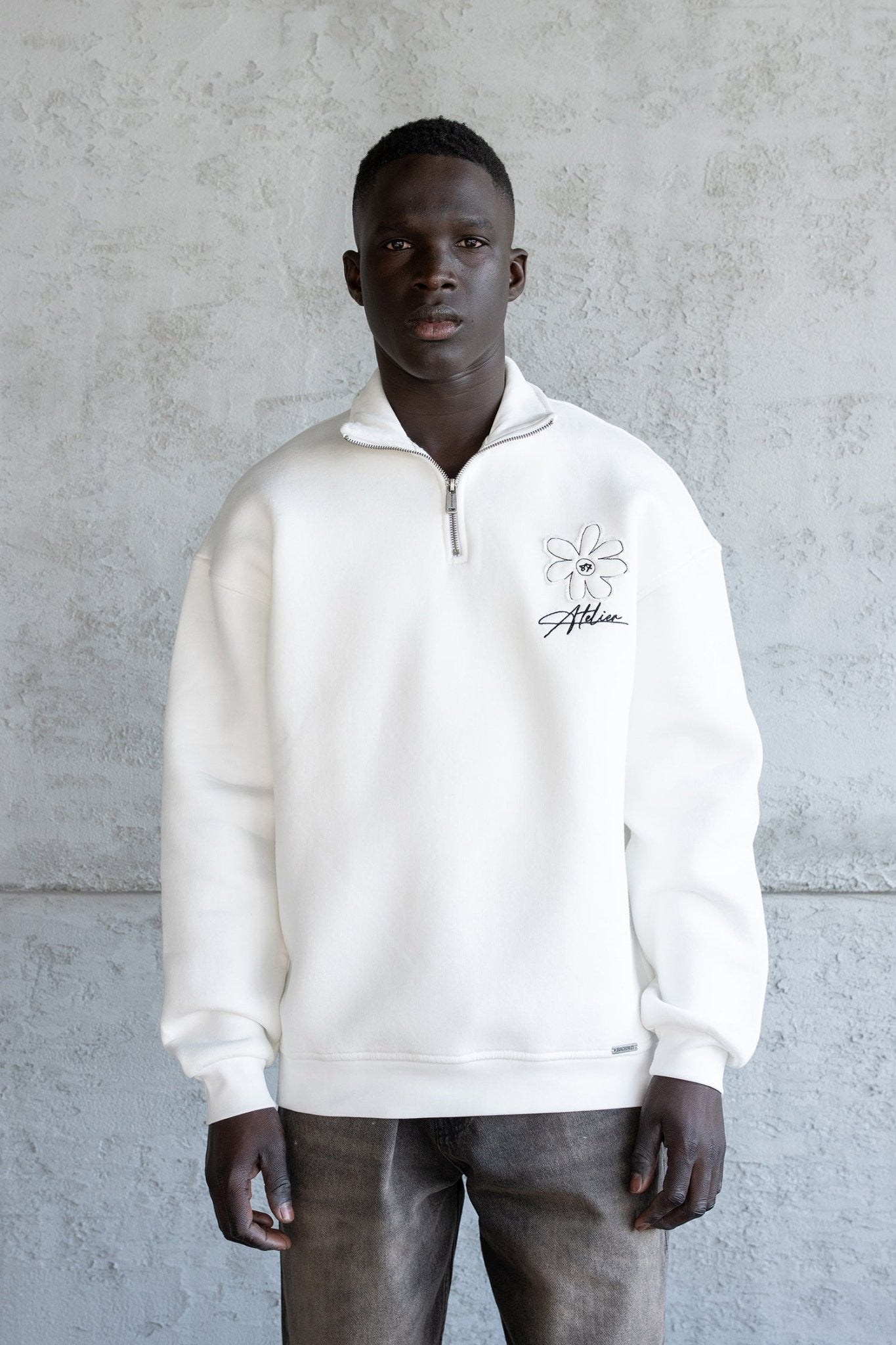 Erkek Flower Embroidered High Neck Sweatshirt Ekru